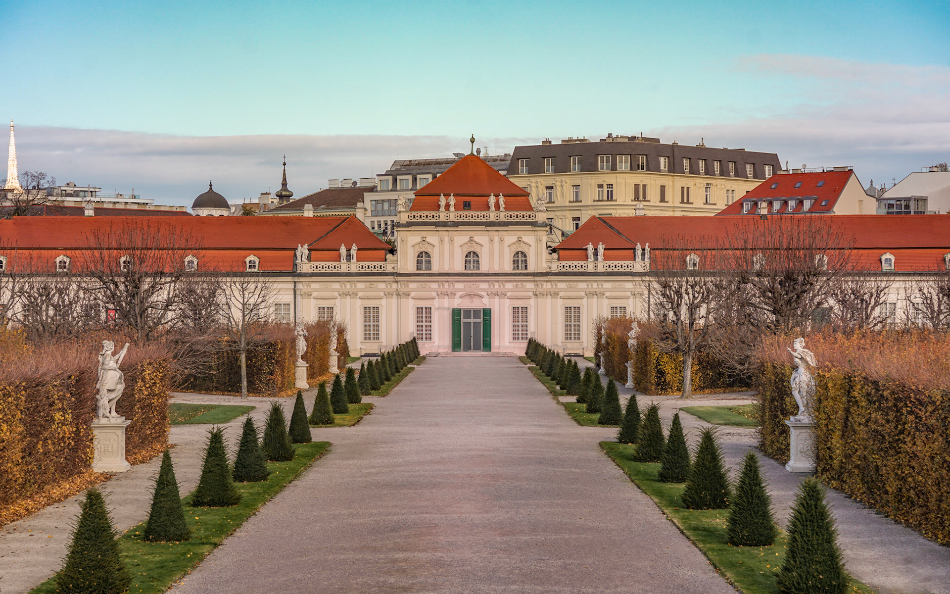 Barocke Symmetrie und kaiserlicher Stolz in Reinform