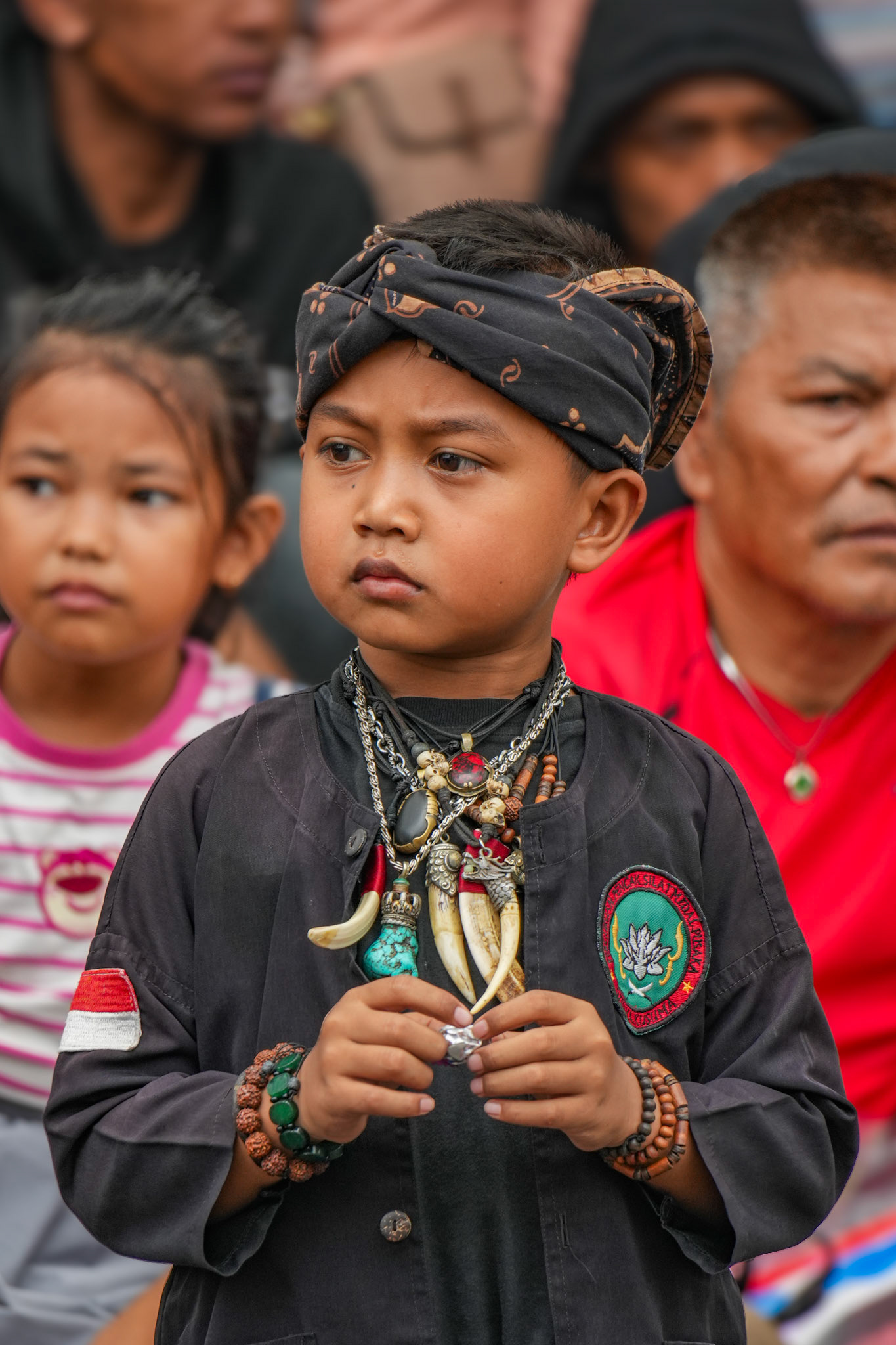 Zuschauerblick – Faszination zwischen Kindheit und Ritual