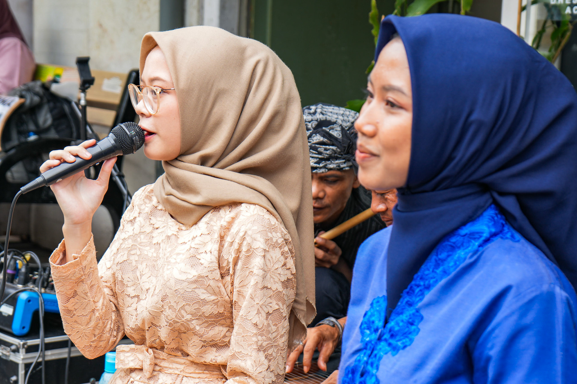 Stimmen aus dem Inneren – Sängerinnen voller Würde und Stolz