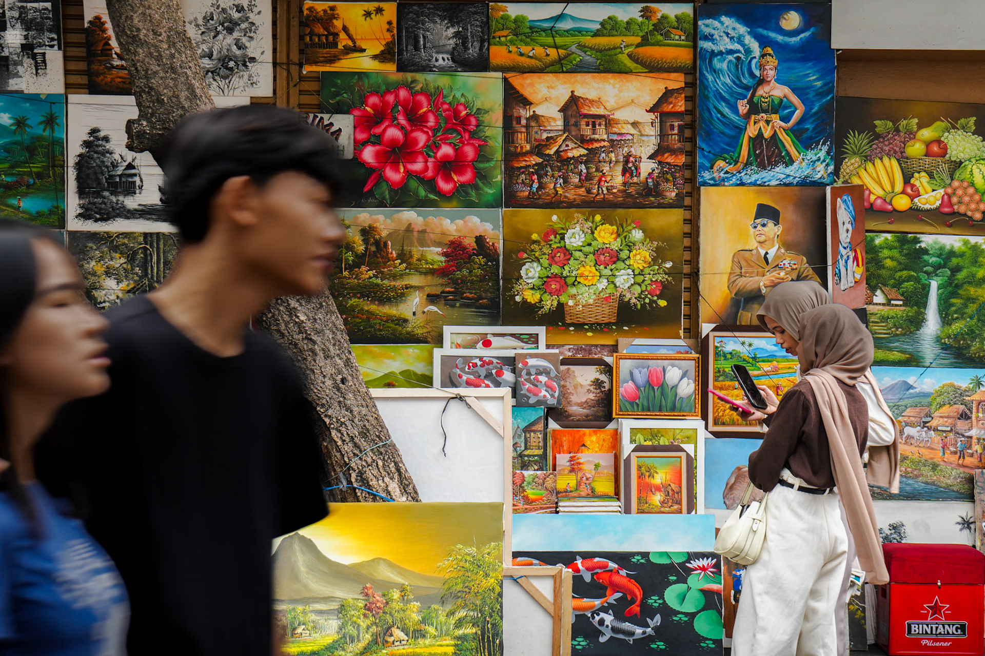  Farben im Vorübergehen – Begegnung zwischen Kunst und Alltag