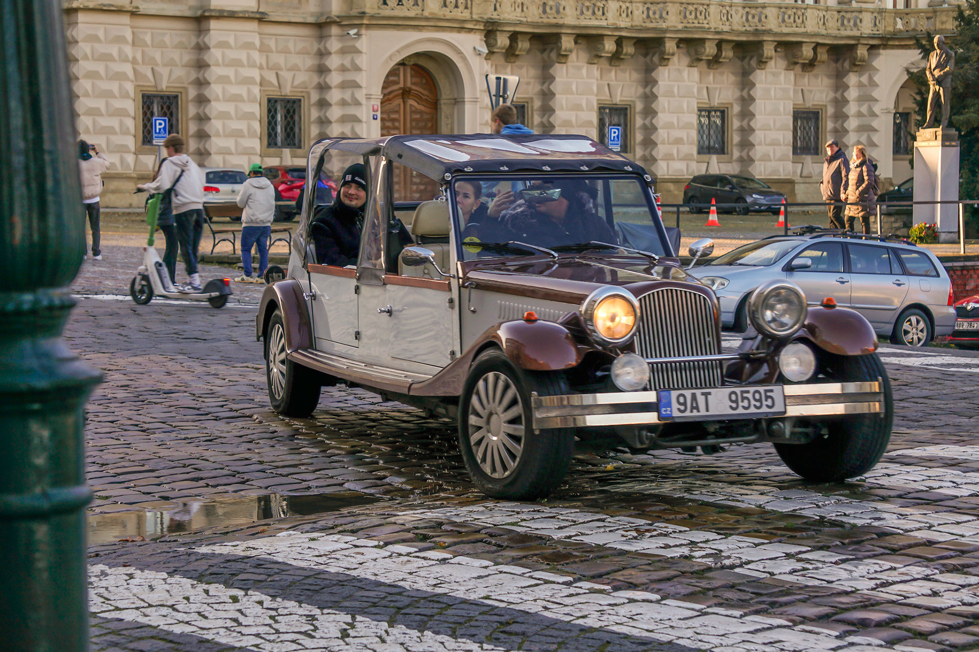 Oldtimer auf Kopfstein