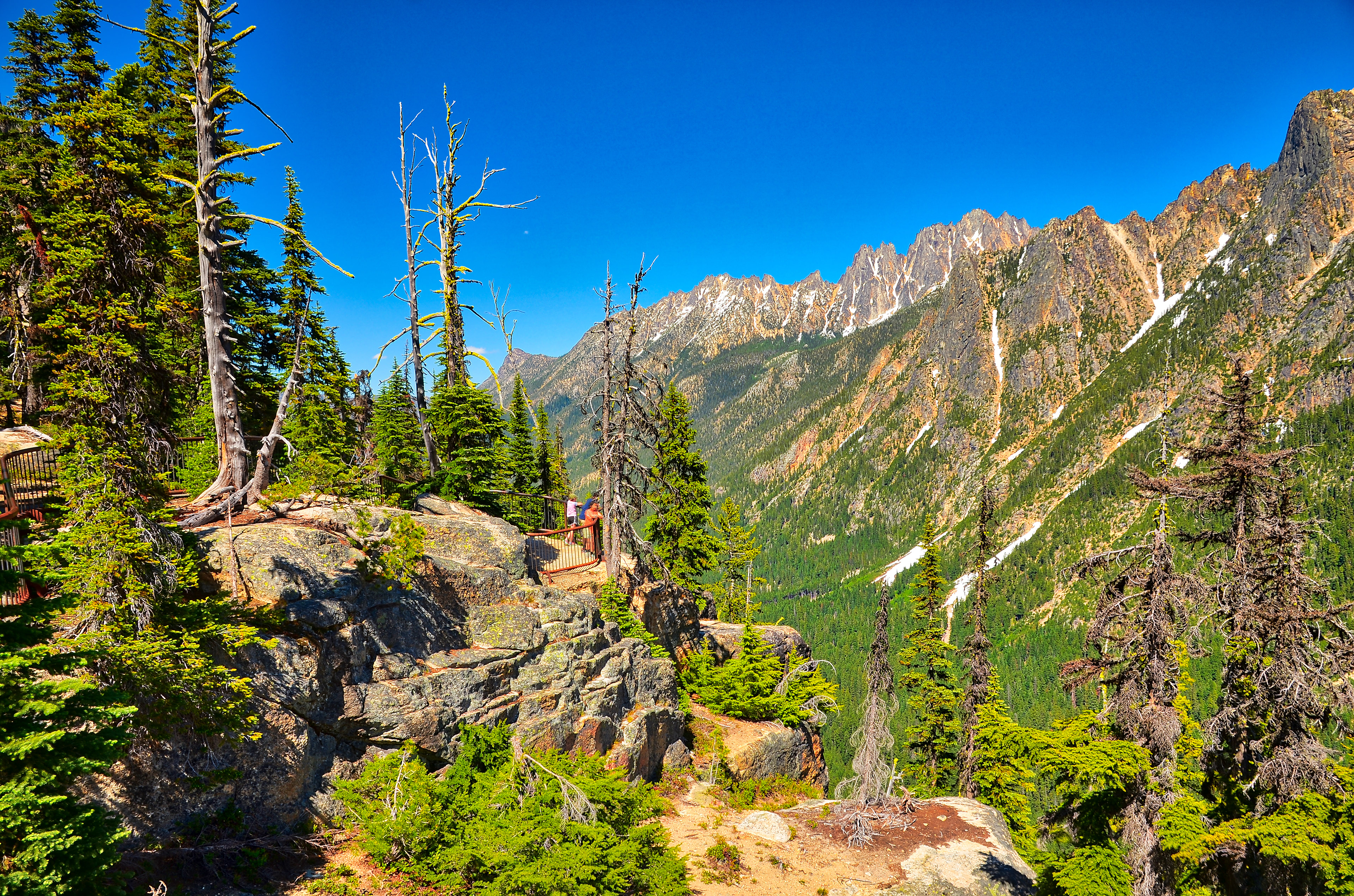 North Cascades, North Cascades Highway, Liberty Bell Mountain