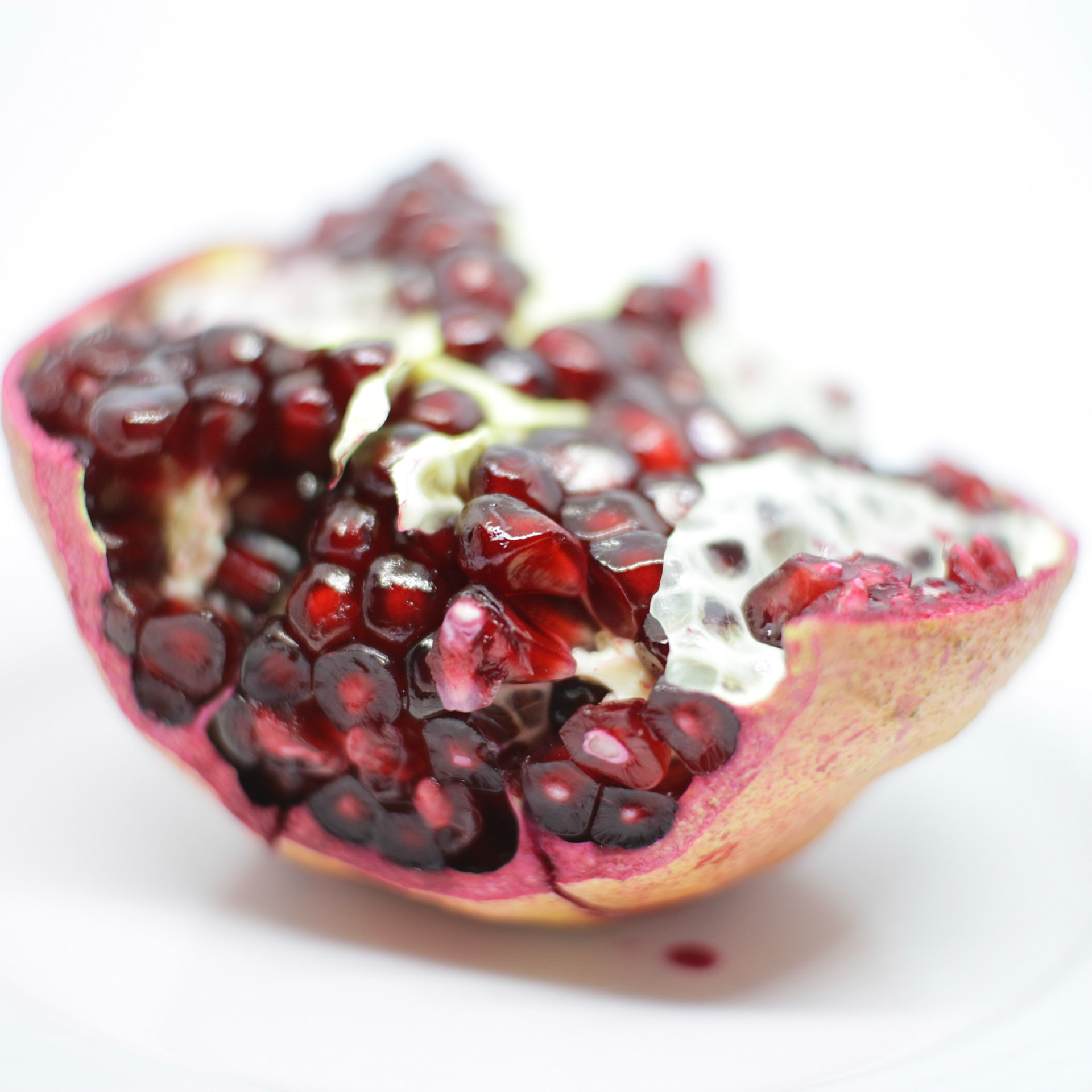 Back on the white backdrop for some high-key versions. Using the Agfa RSX II profile again. Works very well with the reds, and handles highlights and white-points well.