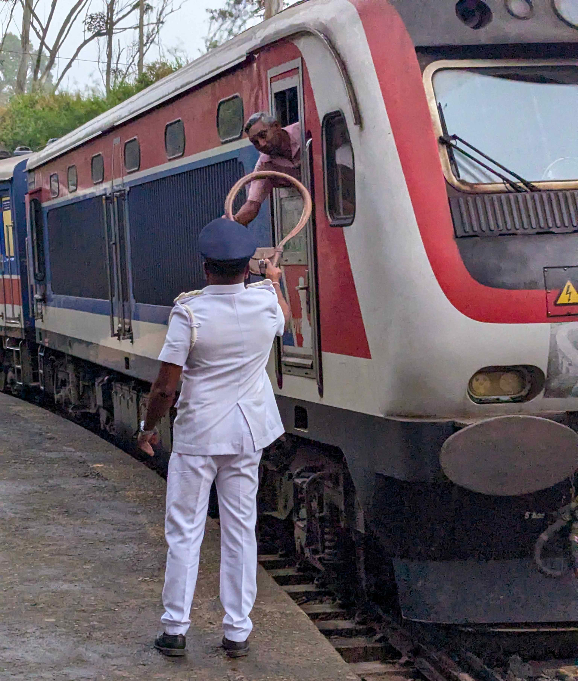 Token exchange between driver and Station master