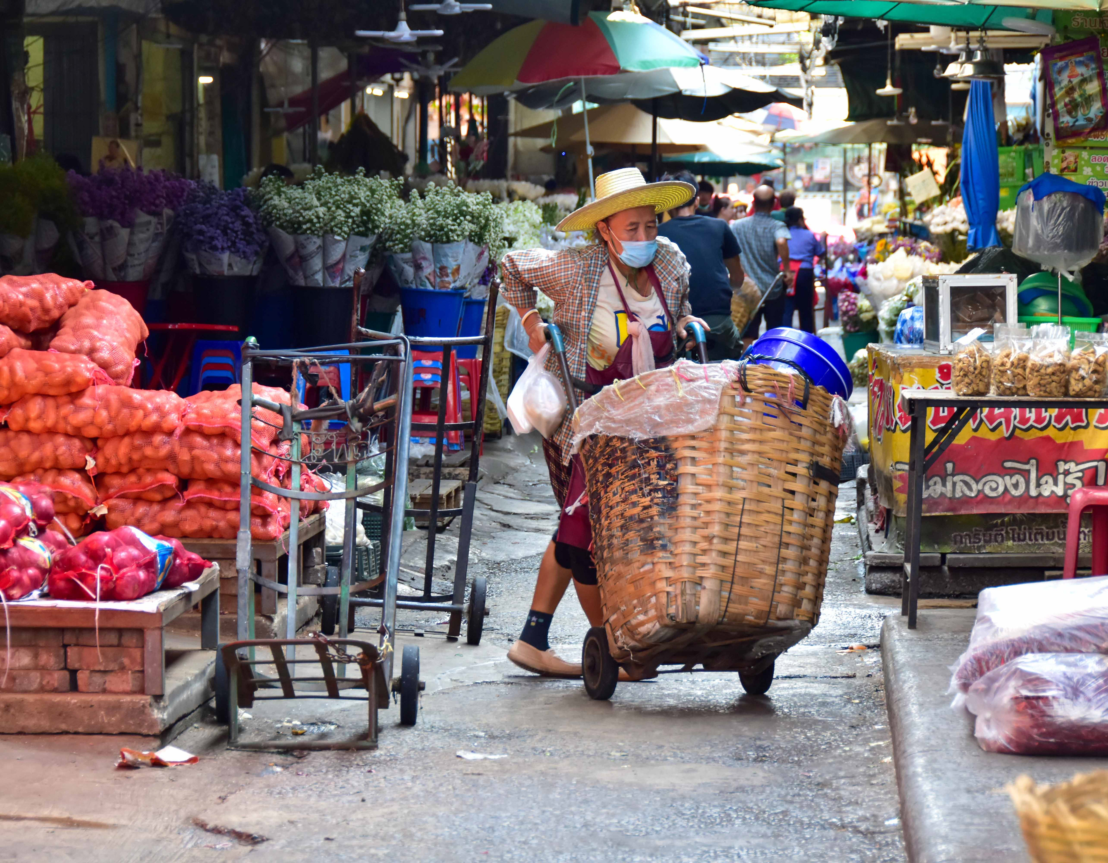 Market Porter, Bangkok, Thailand