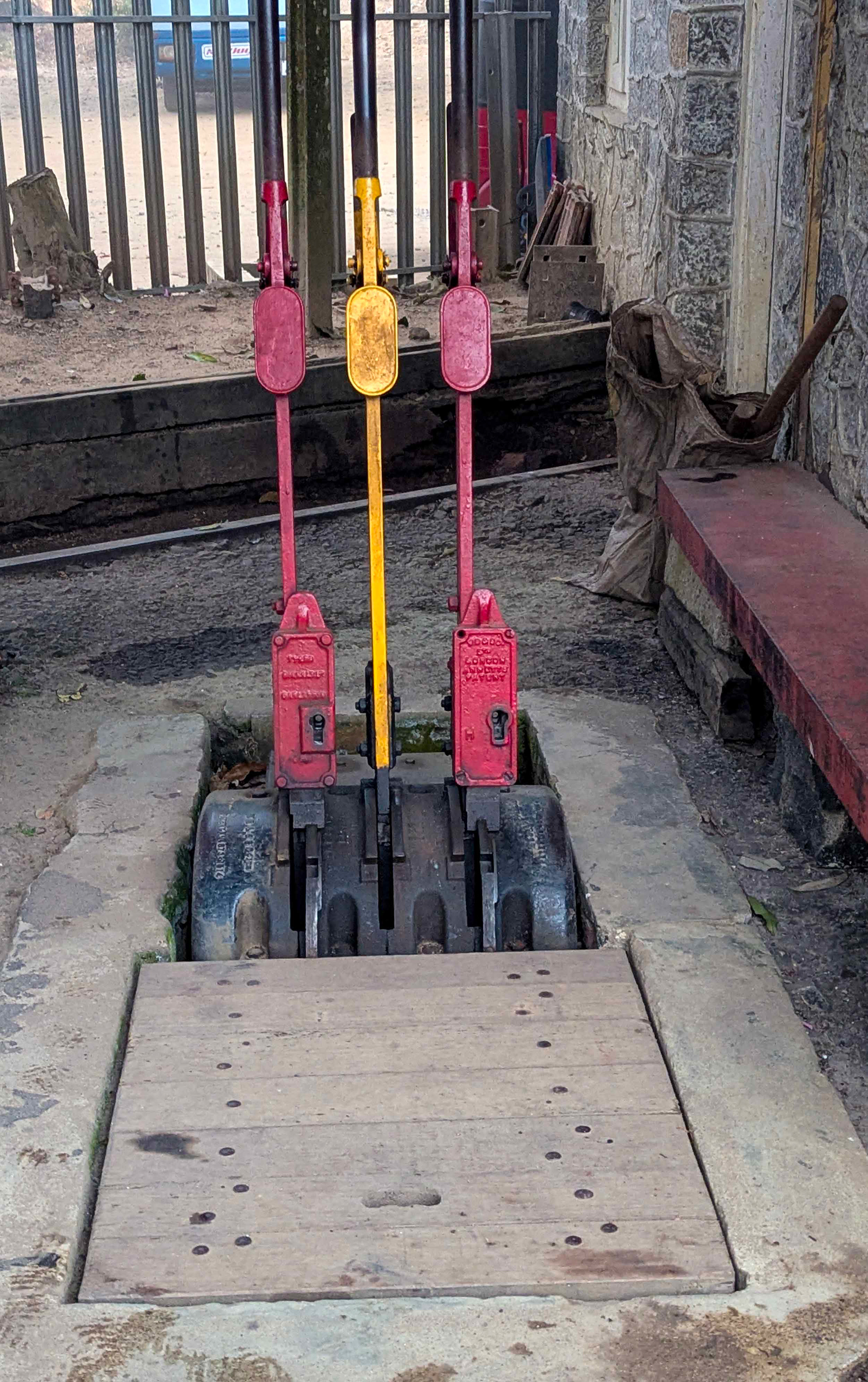 Old style points at Demadara