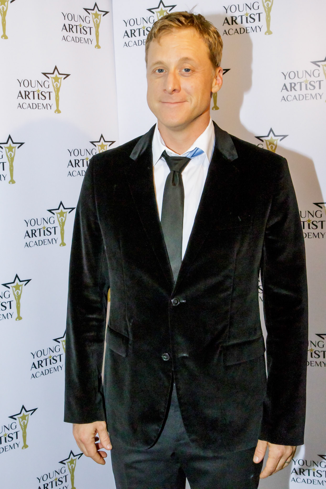 ALAN TUDYK Backstage before presenting  at the Young Artists Academy  Awards on July 14, 2018 in Los Angeles, California