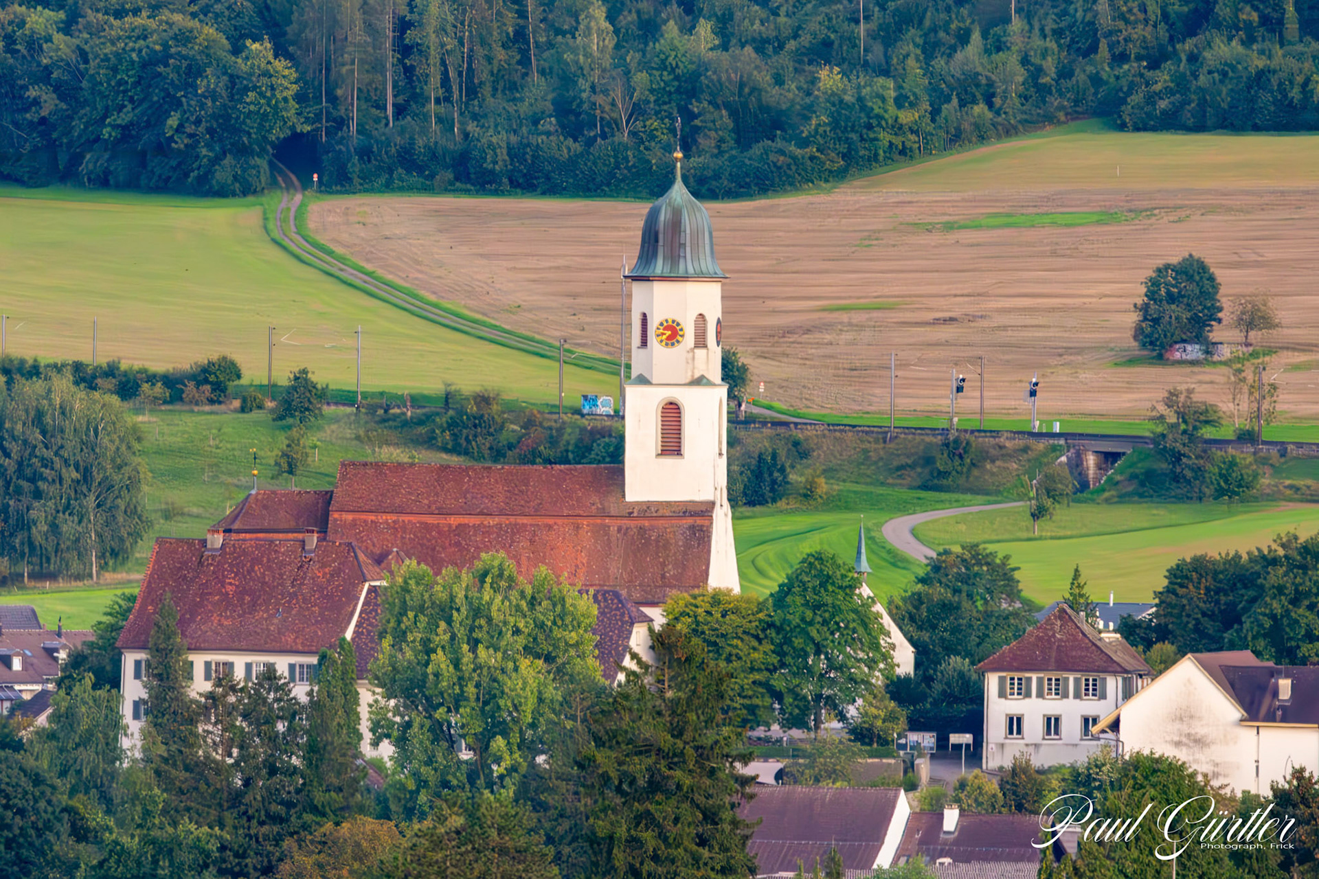 kath. Kirche in der Abendsonne