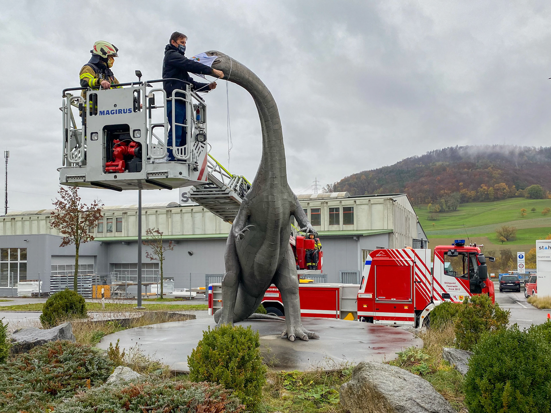 Maskenpflicht auch bei Dino