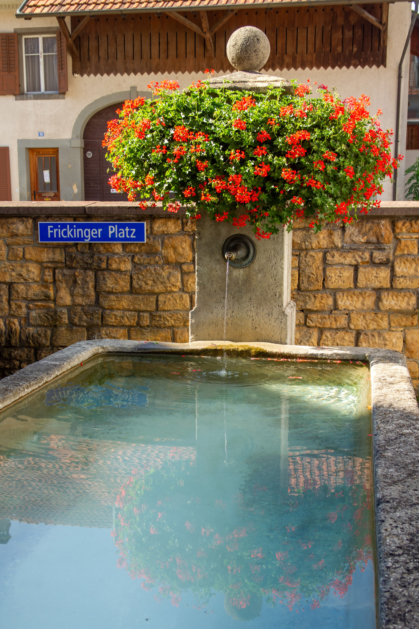Dorfbrunnen Frickinger Platz