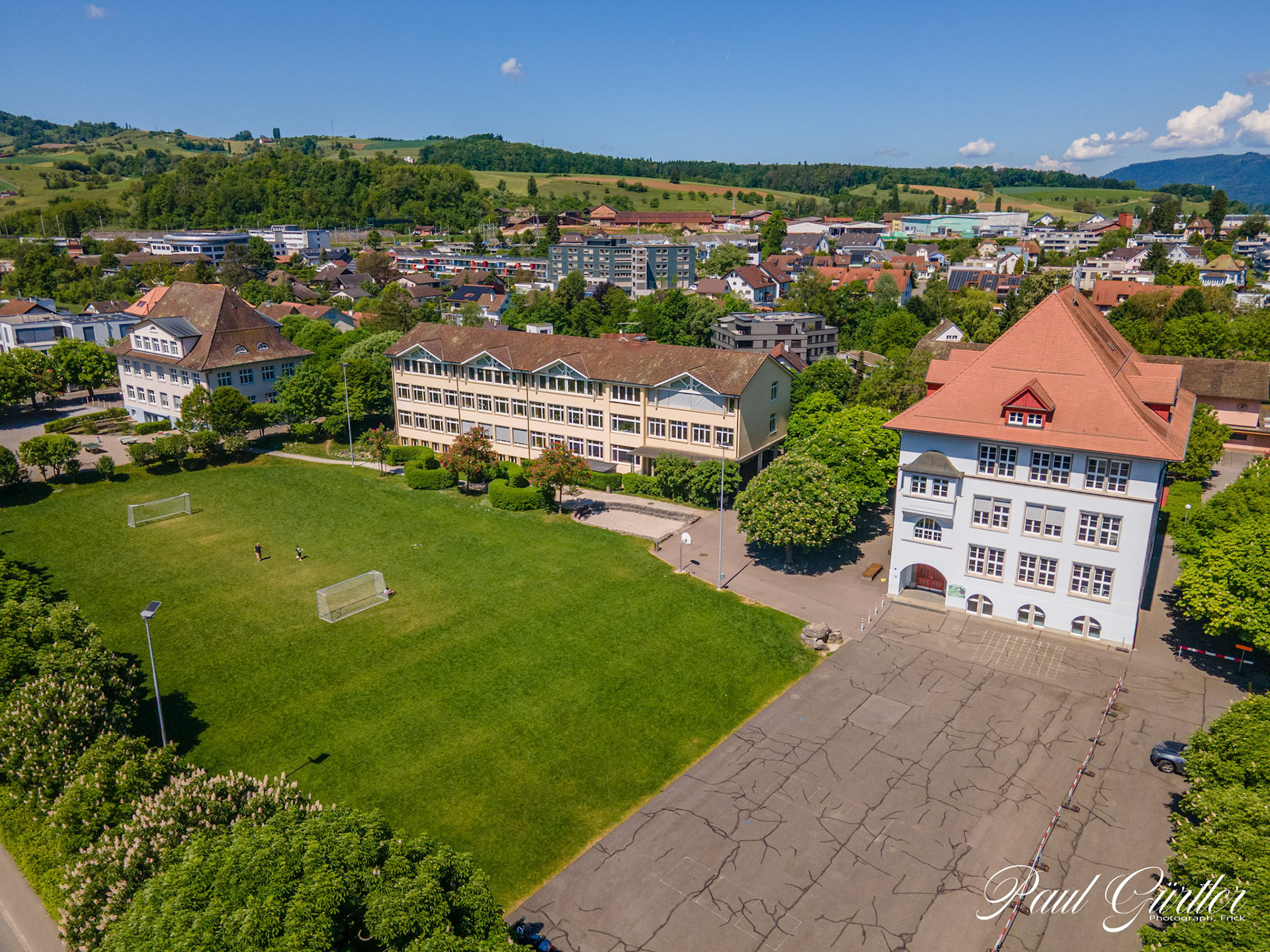 Schule Dorf