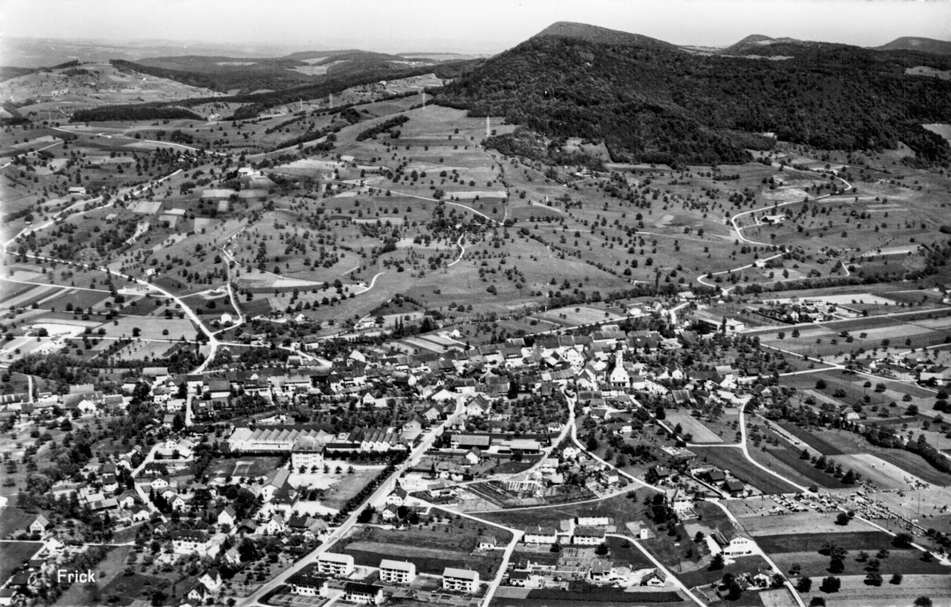1955 Dorfansicht aus der Luft