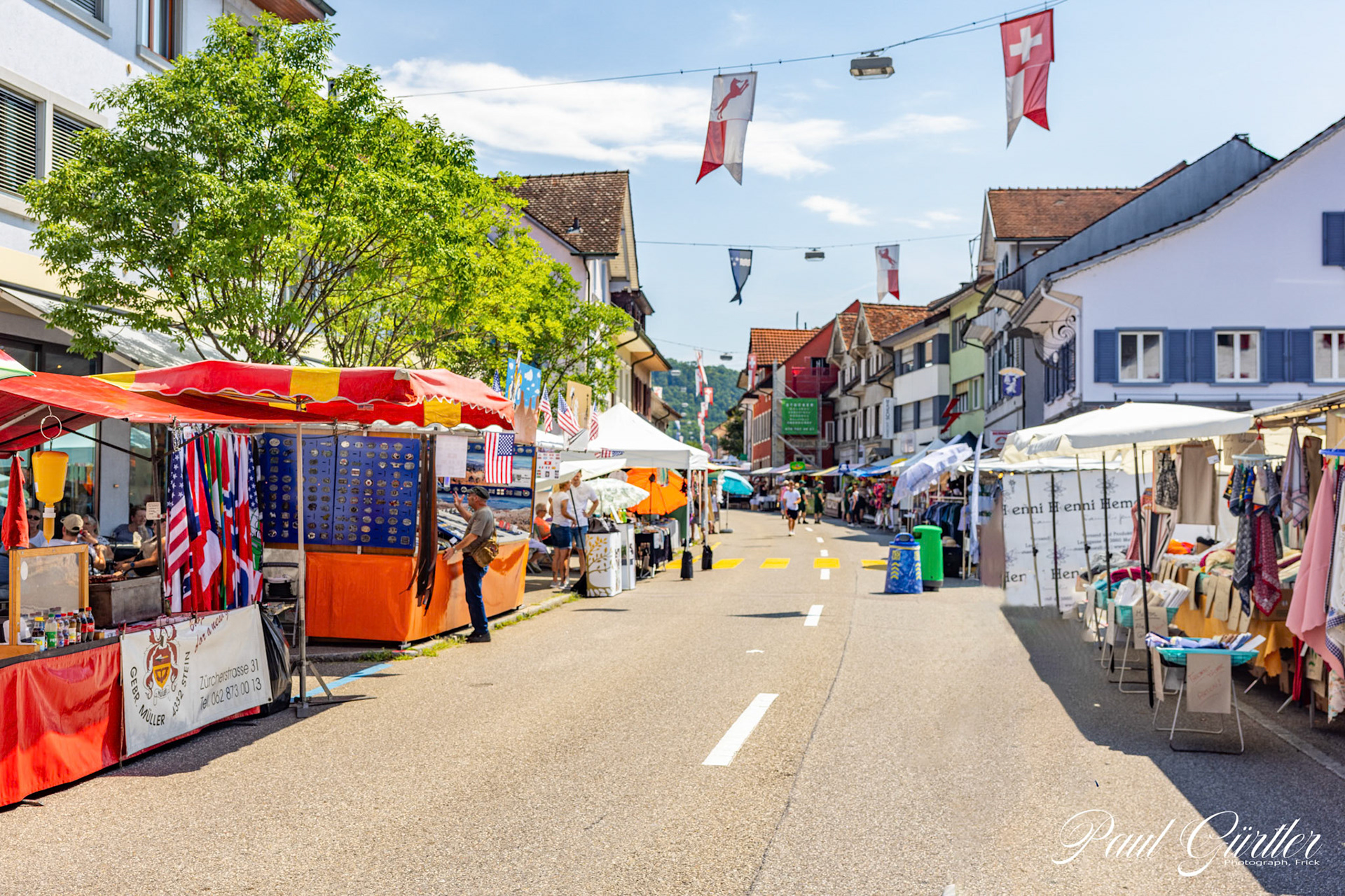 Sommermarkt bei Hitze