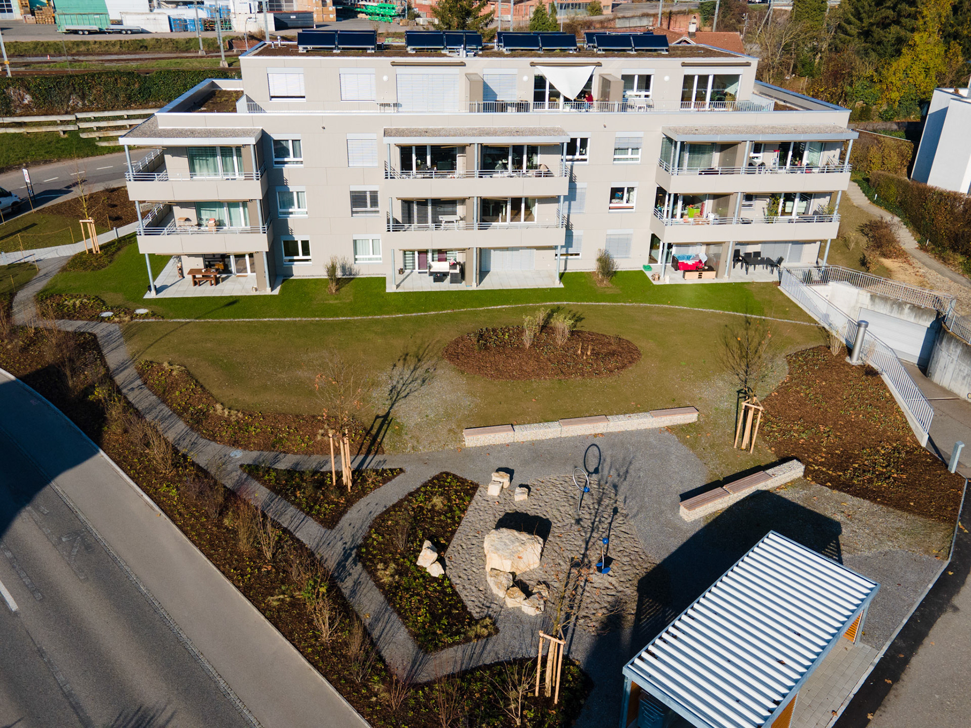 Bahnhofstrasse 18a-18b