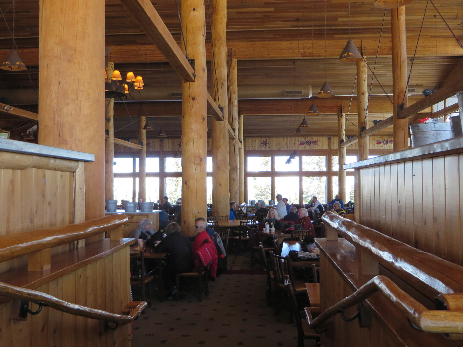 Two Elk Lodge