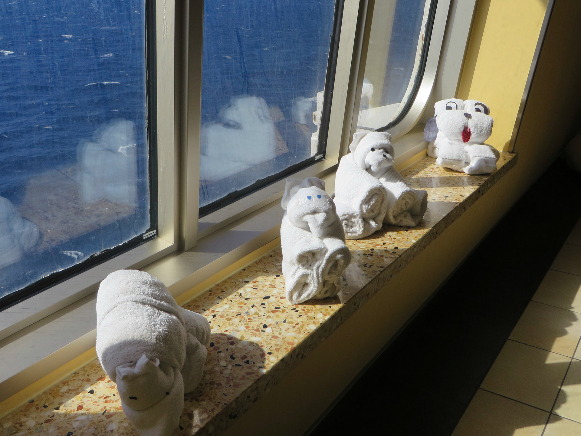 Towel animals in Ocean Plaza