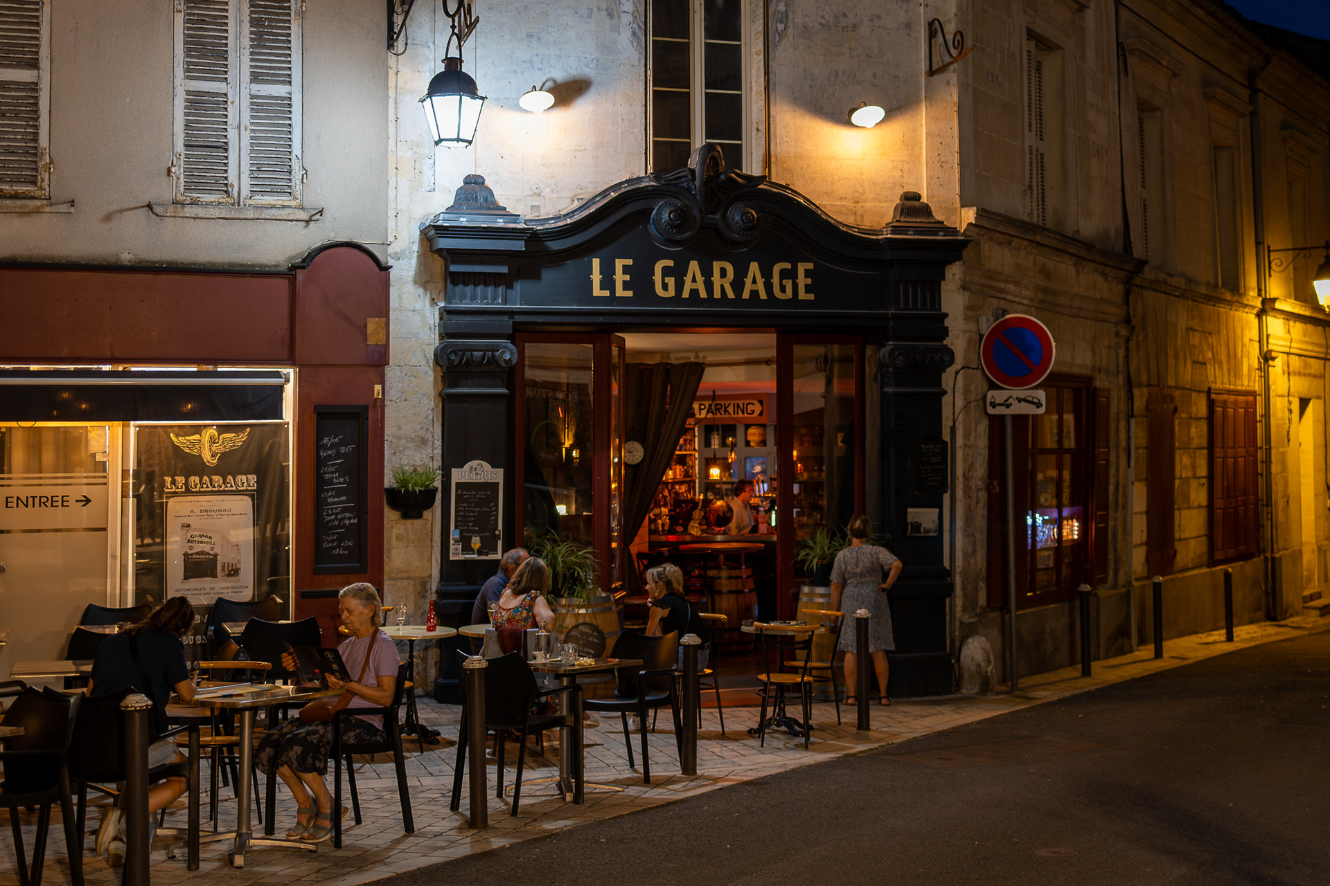 Nice little bar with character! 