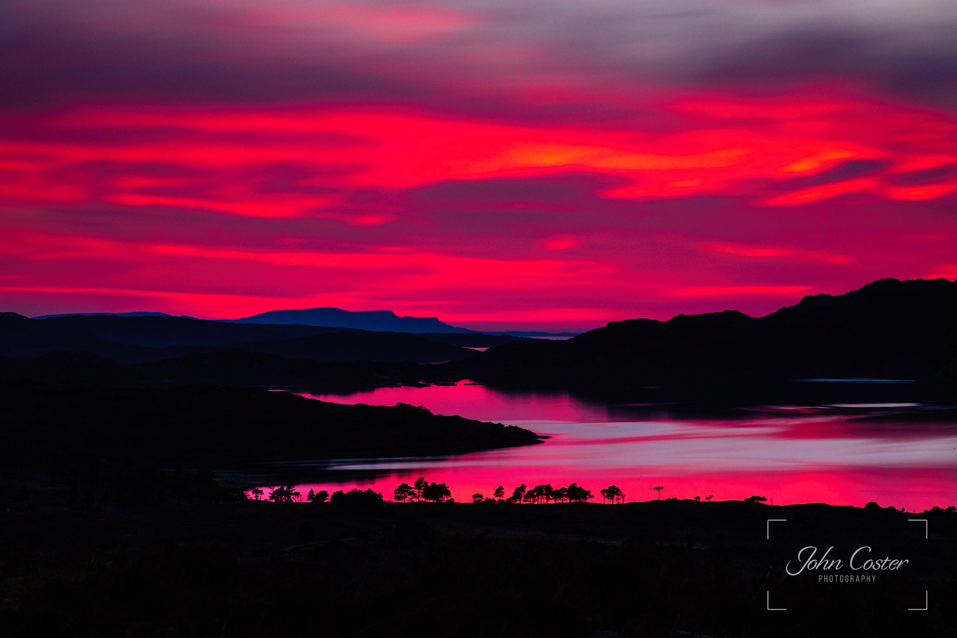 This is really what the sky looked like over Loch Torridon for a few minutes!! 