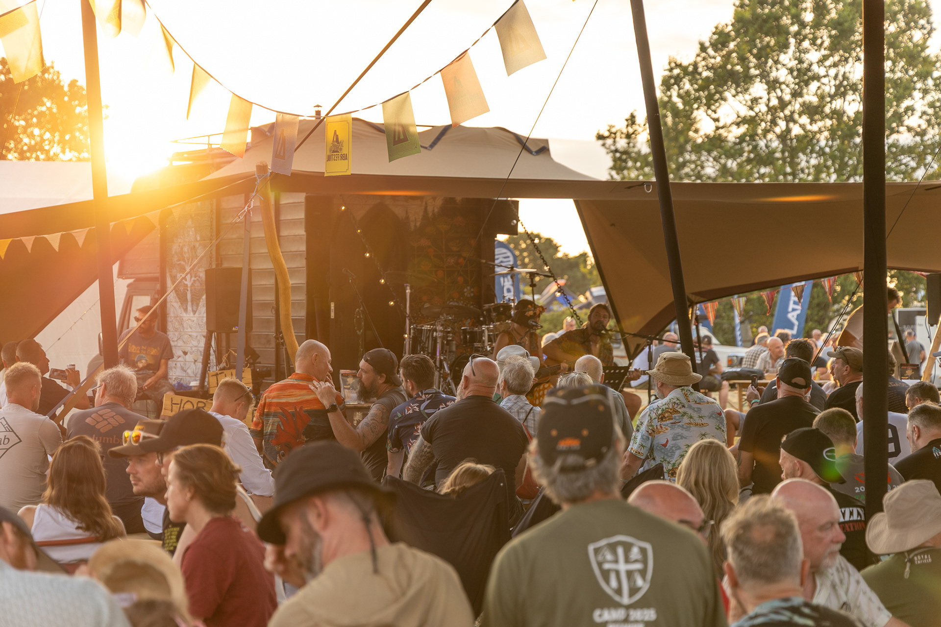 The Horse Box Stage provided the perfect space to chill to acoustic sounds! 