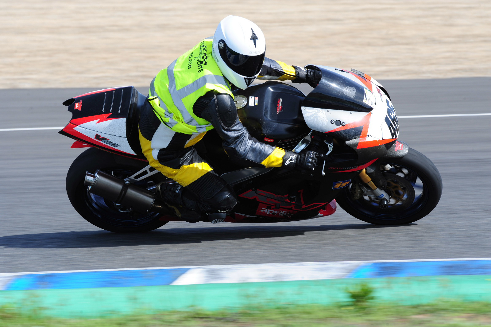 2009 at Jerez on the Aprilia RSV Mille R