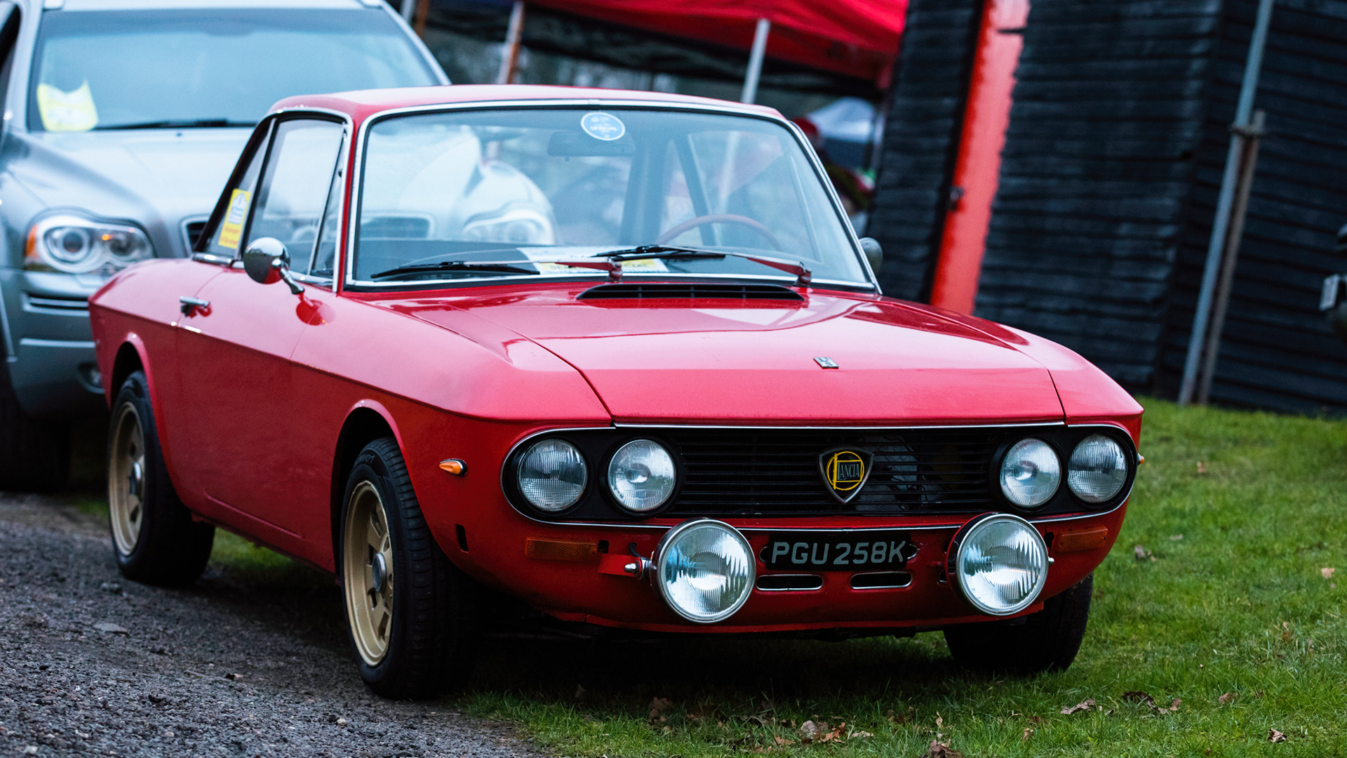 Lancia Fulvia Sport - not competing, just looking stunning!