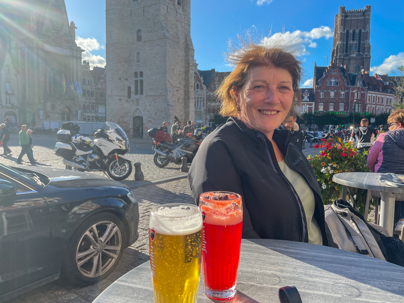 .... so rewarded ourselves with a final holiday toast to a cracking trip!