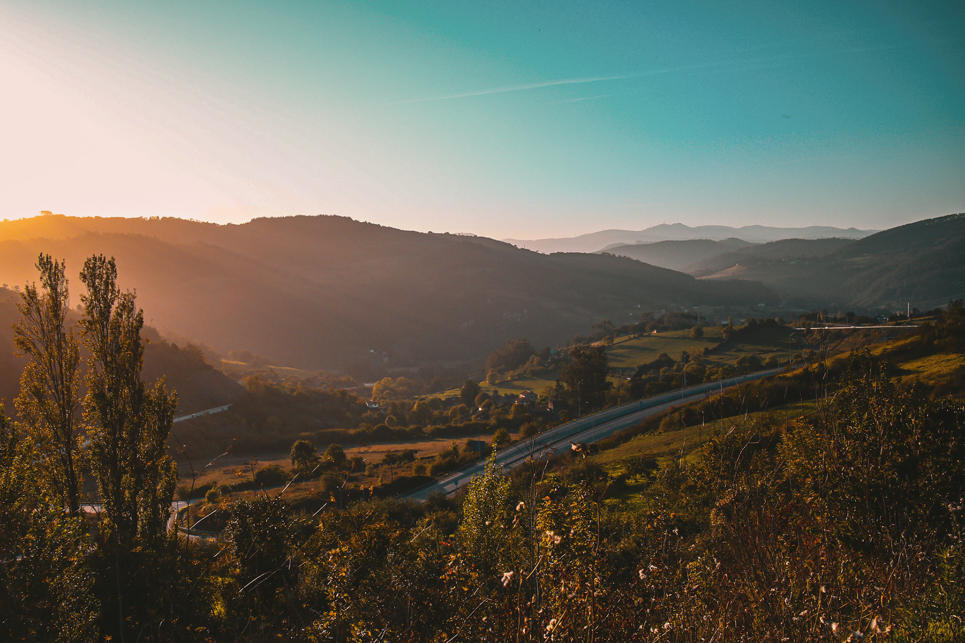 The sunsets on a fabulous trip as we approach Oviedo 