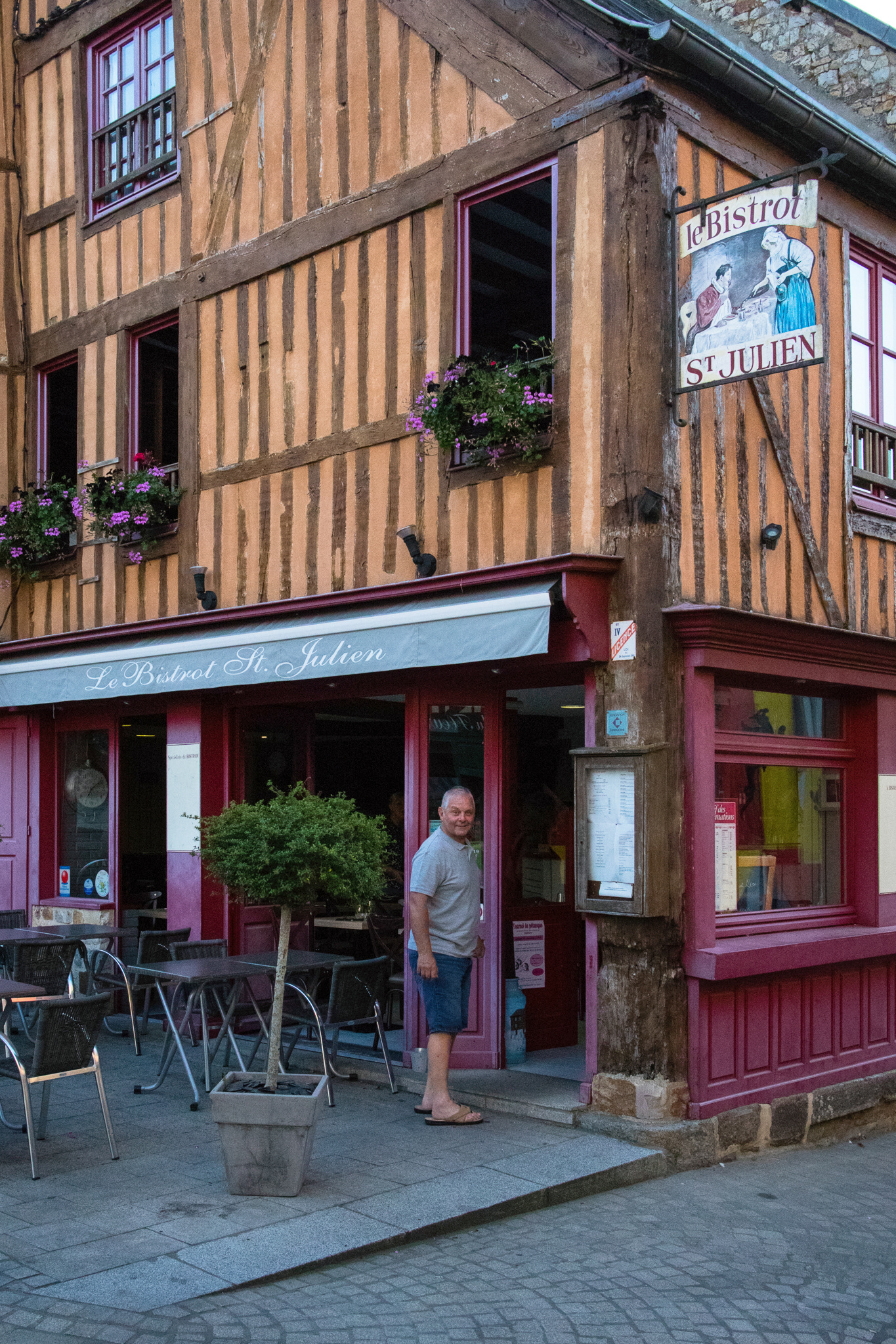 Bistrot St Julien in Domfront
