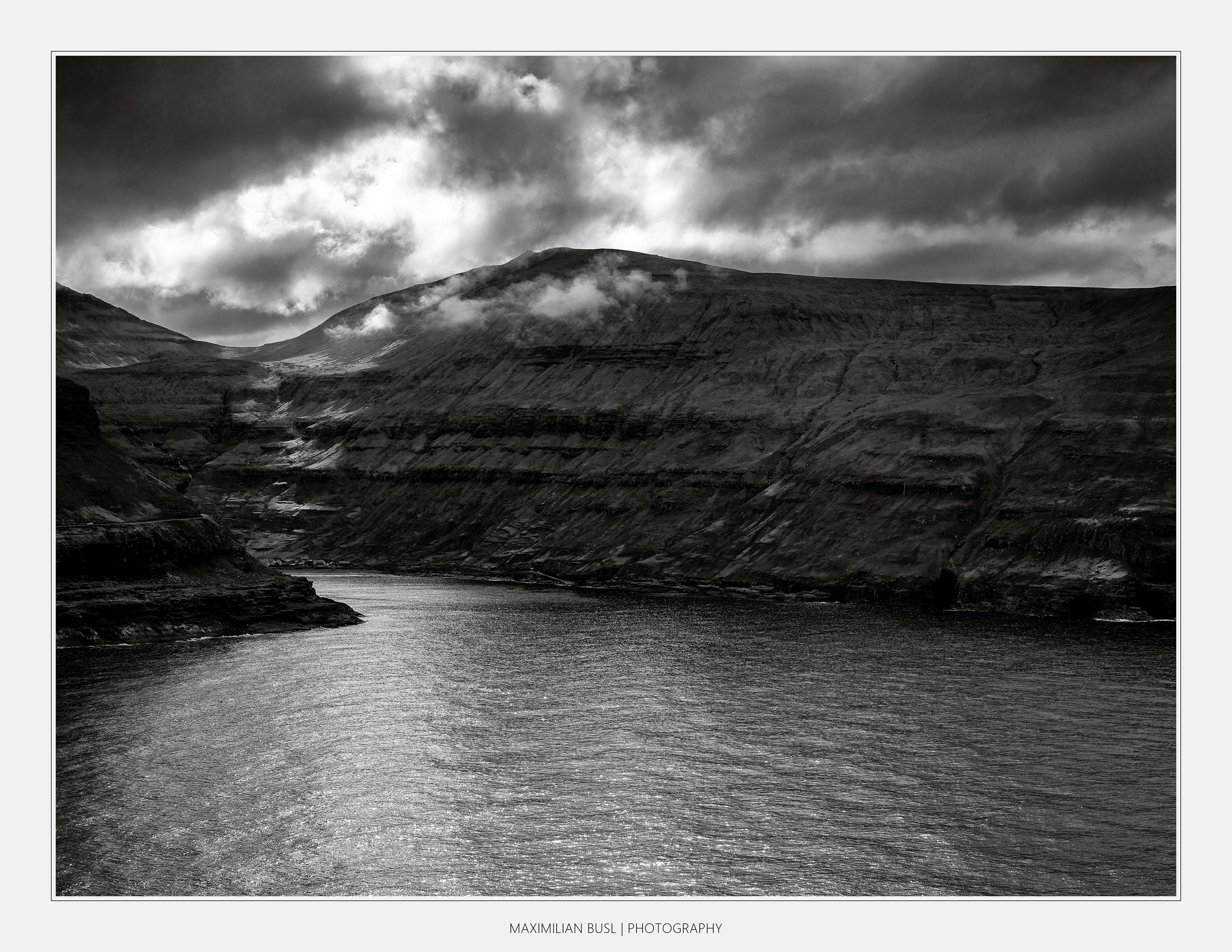 The bay of Tjornuvik