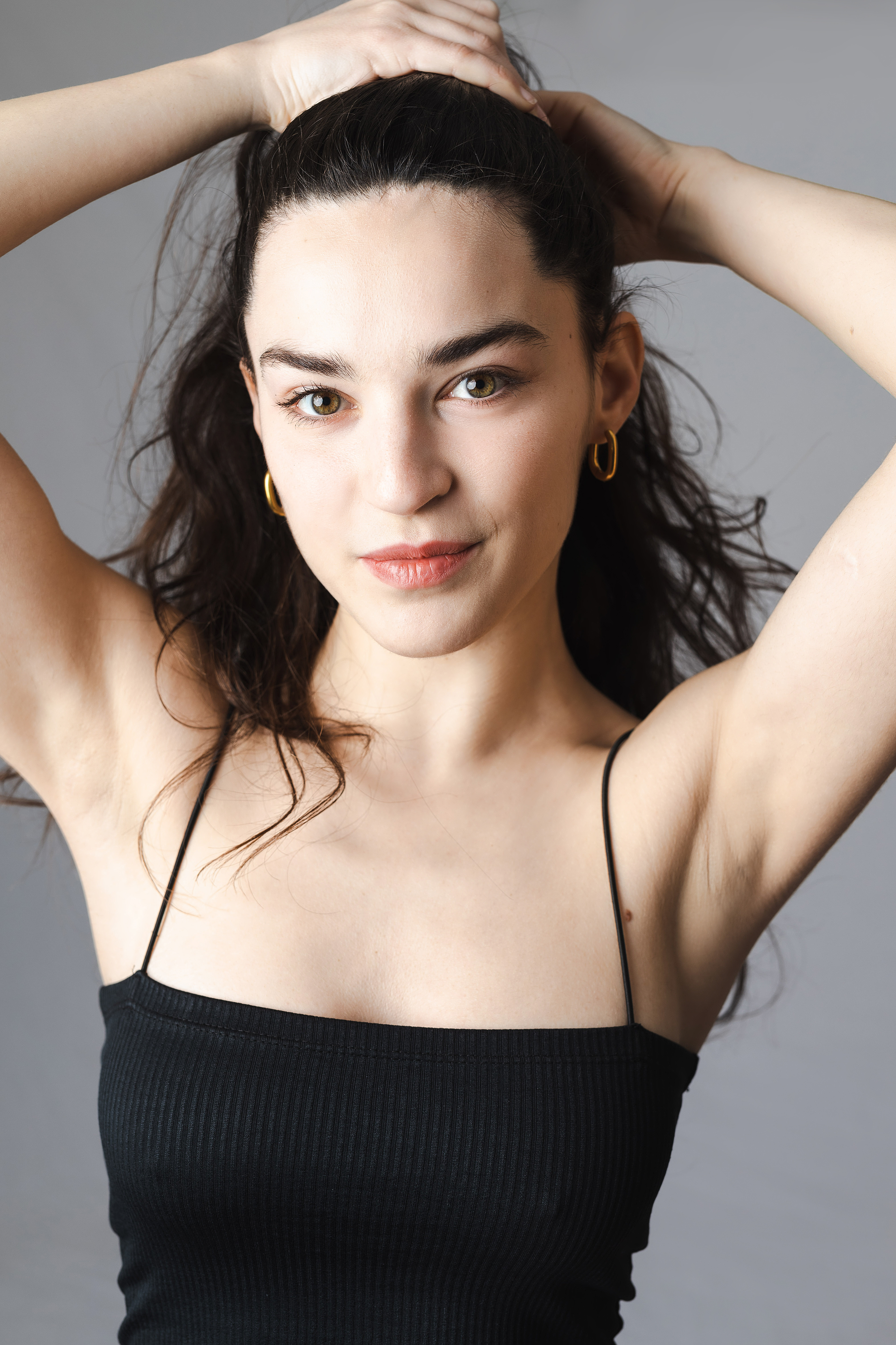 Meggy posing for her actress photobook