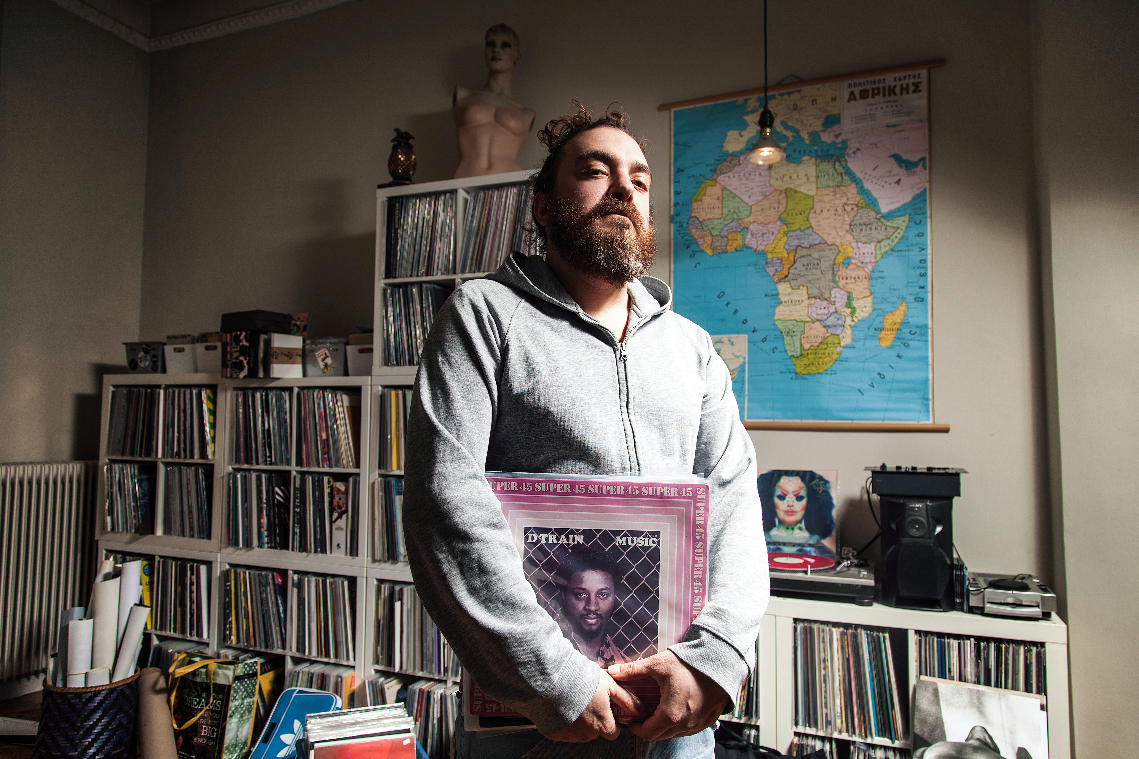 DJ - Chris exarchopoulos