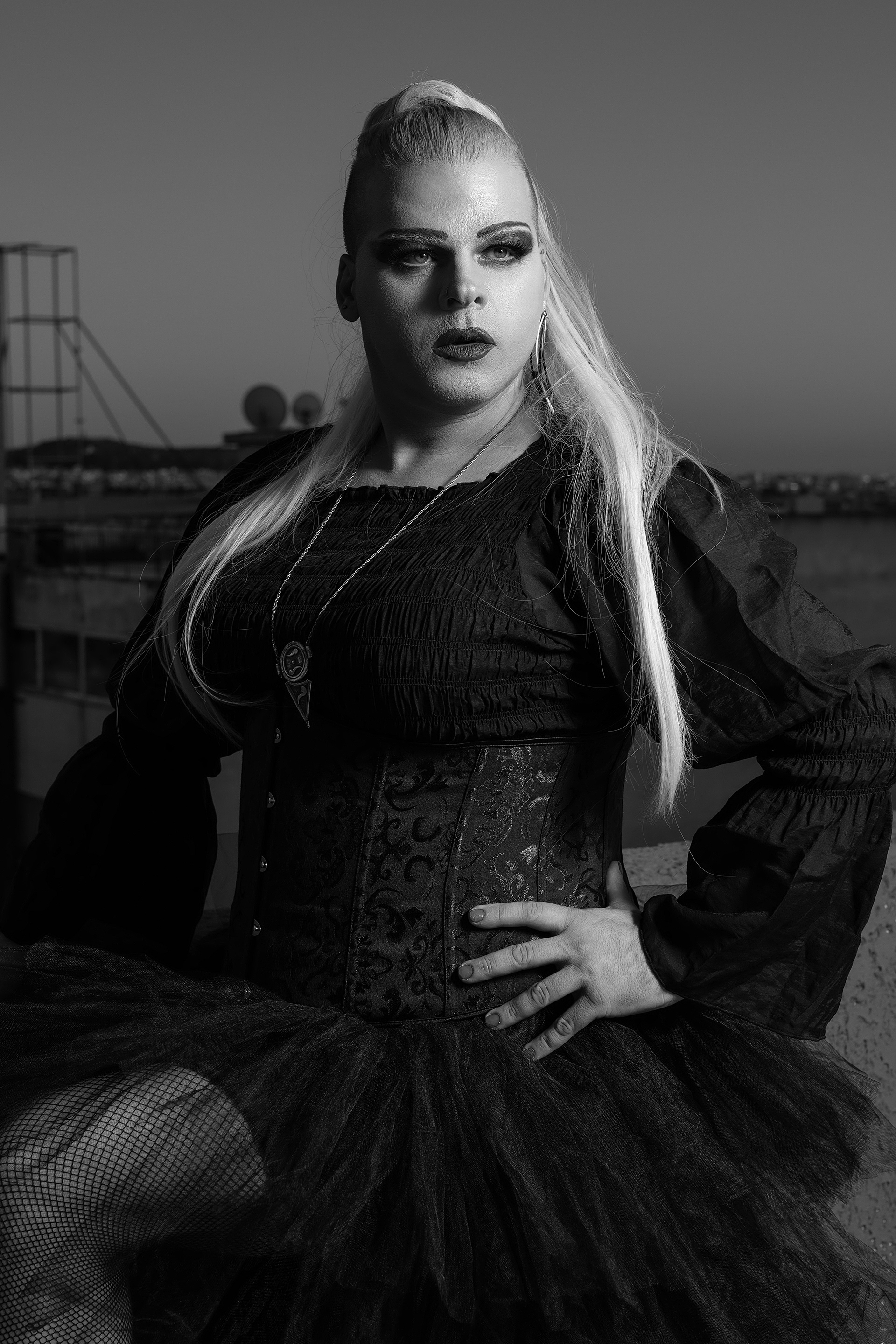 Lafert drag quin posing