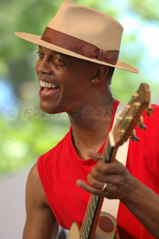 Eric Bibb