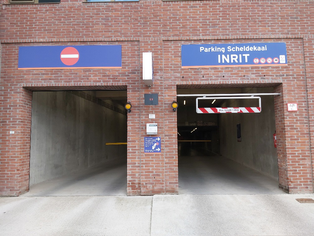 Garages WETTEREN AAN DE SCHELDE - P, Scheldekaai 22 te Wetteren - 0 Entiteiten, 293 Gar/Par/SP - Syndicus sedert 26 april 2017 - AV periode 01-15 oktober - WetterenAanDeSchelde-P@VastgoedbeheerDeVuyst.be