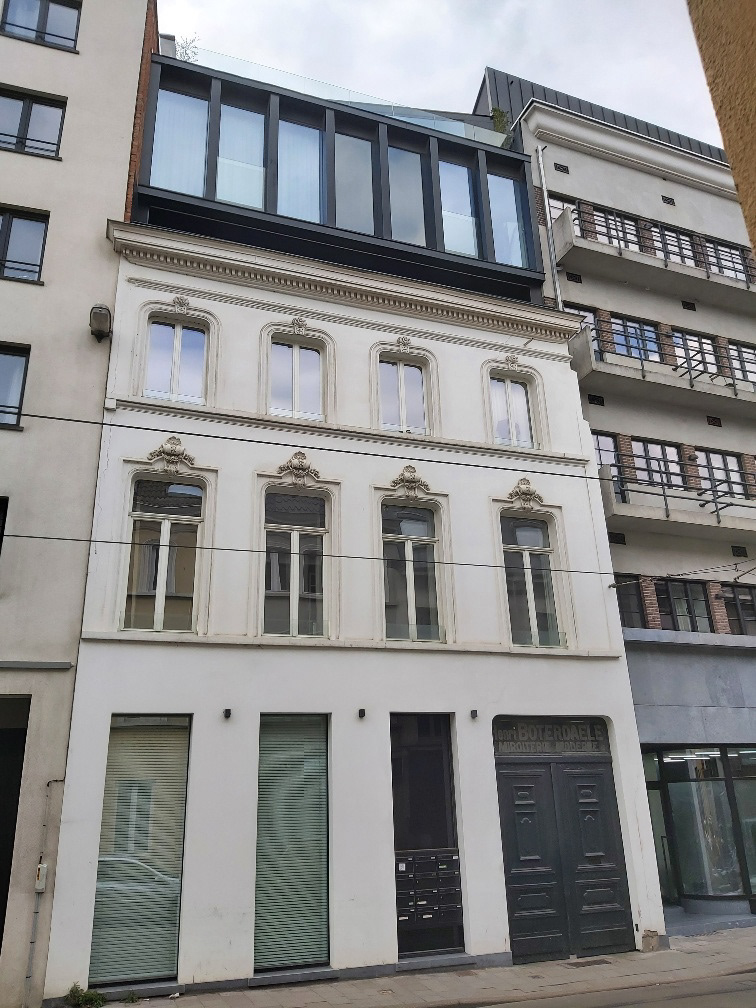 Residentie KORTPOORT, Kortrijksepoortstraat 132 te Gent - 11 Entiteiten, 9 Gar/Par/SP - Syndicus sedert 1 april 2019 - AV periode 15-28 februari - Kortpoort@VastgoedbeheerDeVuyst.be