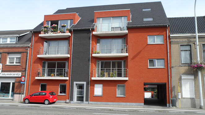Residentie LYNN,Zeveneken-Dorp 49 te Zeveneken - 10 Entiteiten, 15 Gar/Par/SP - Syndicus sedert 8 juni 2009 - AV periode 15-30 juni - Lynn@VastgoedbeheerDeVuyst.be