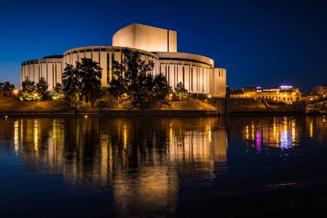 Opera Nova