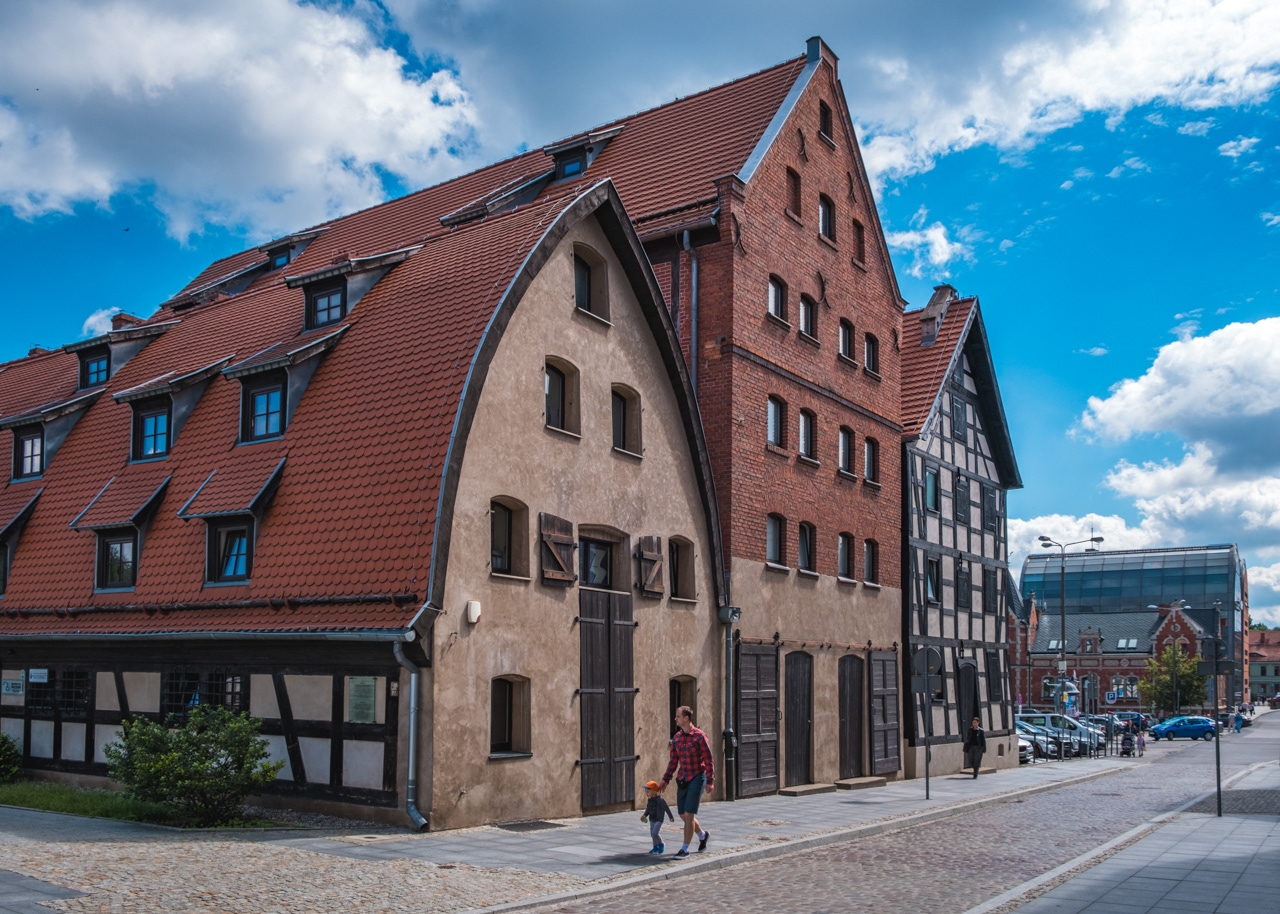 Spichrze nad Brdą (Muzeum L. Wyczółkowskiego)