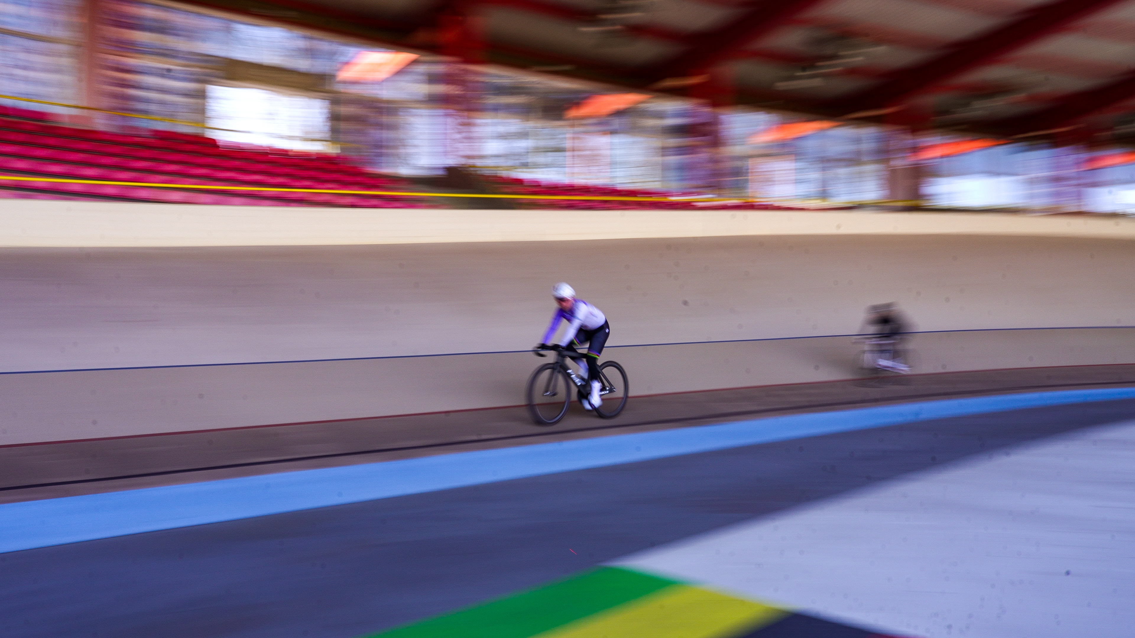 Velodrom in Cottbus mit Emma Hinze