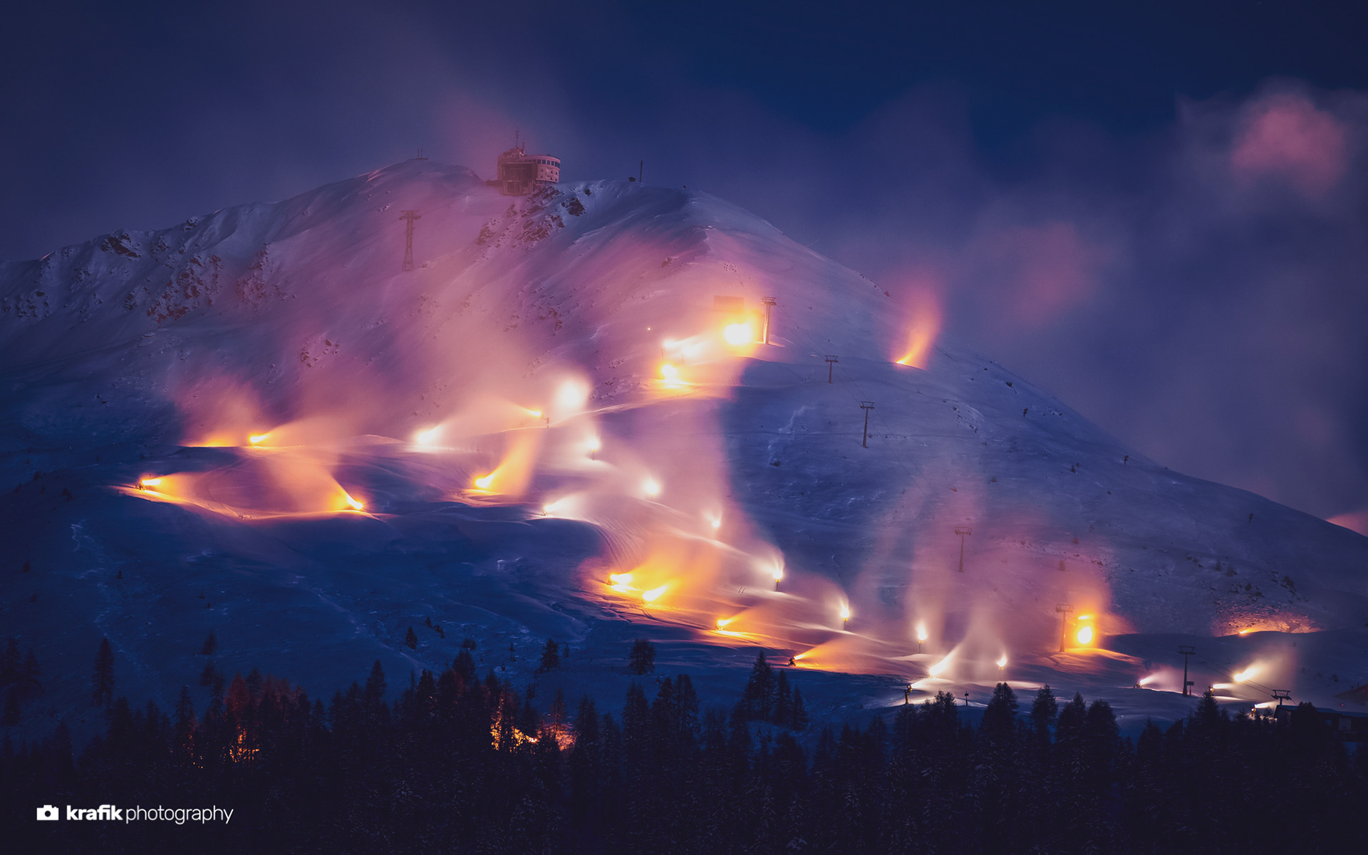Snow cannons - Skiresort Jakobshorn Switzerland