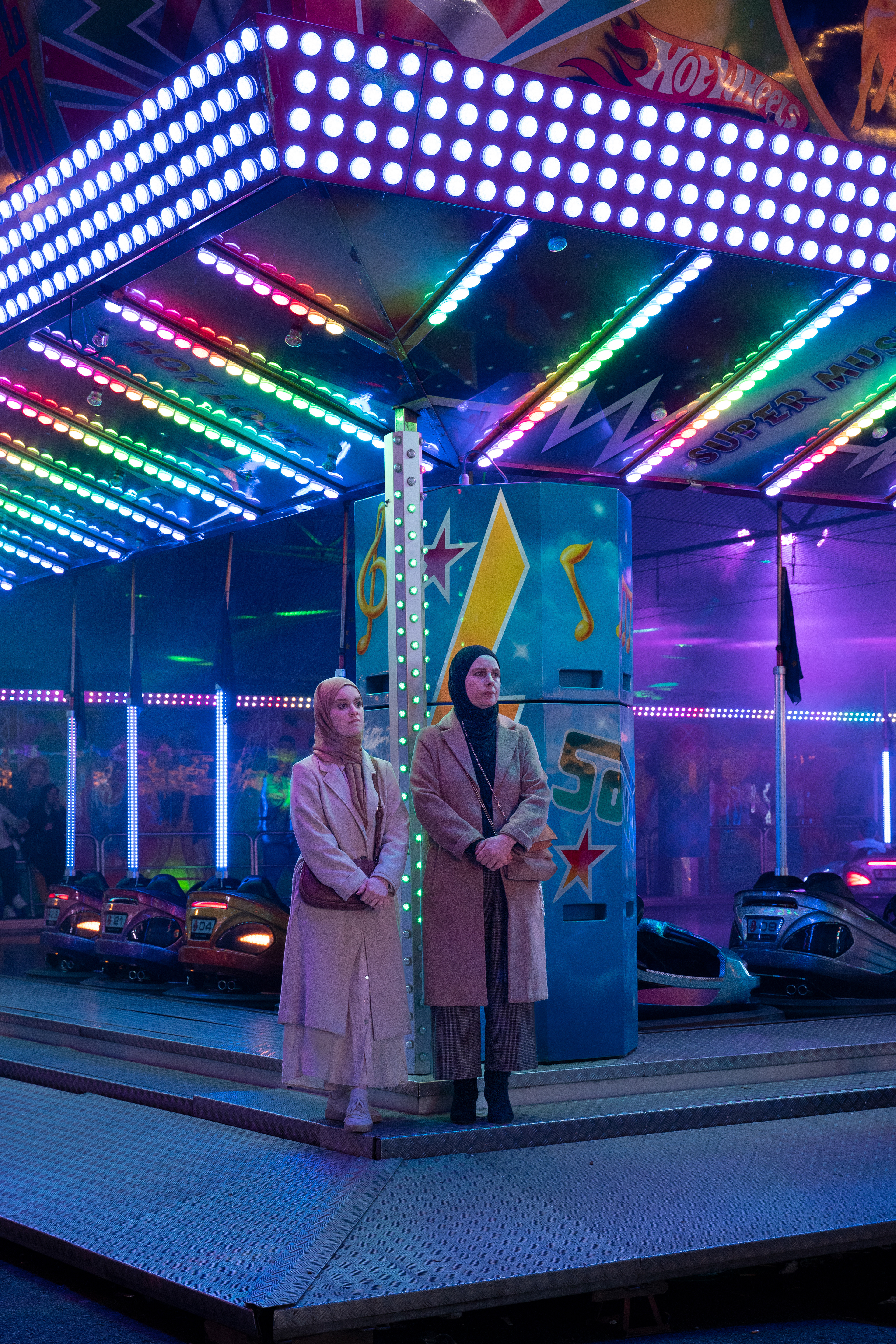 Zwei Besucherinnen auf dem Frühlingsfest in Hannover.