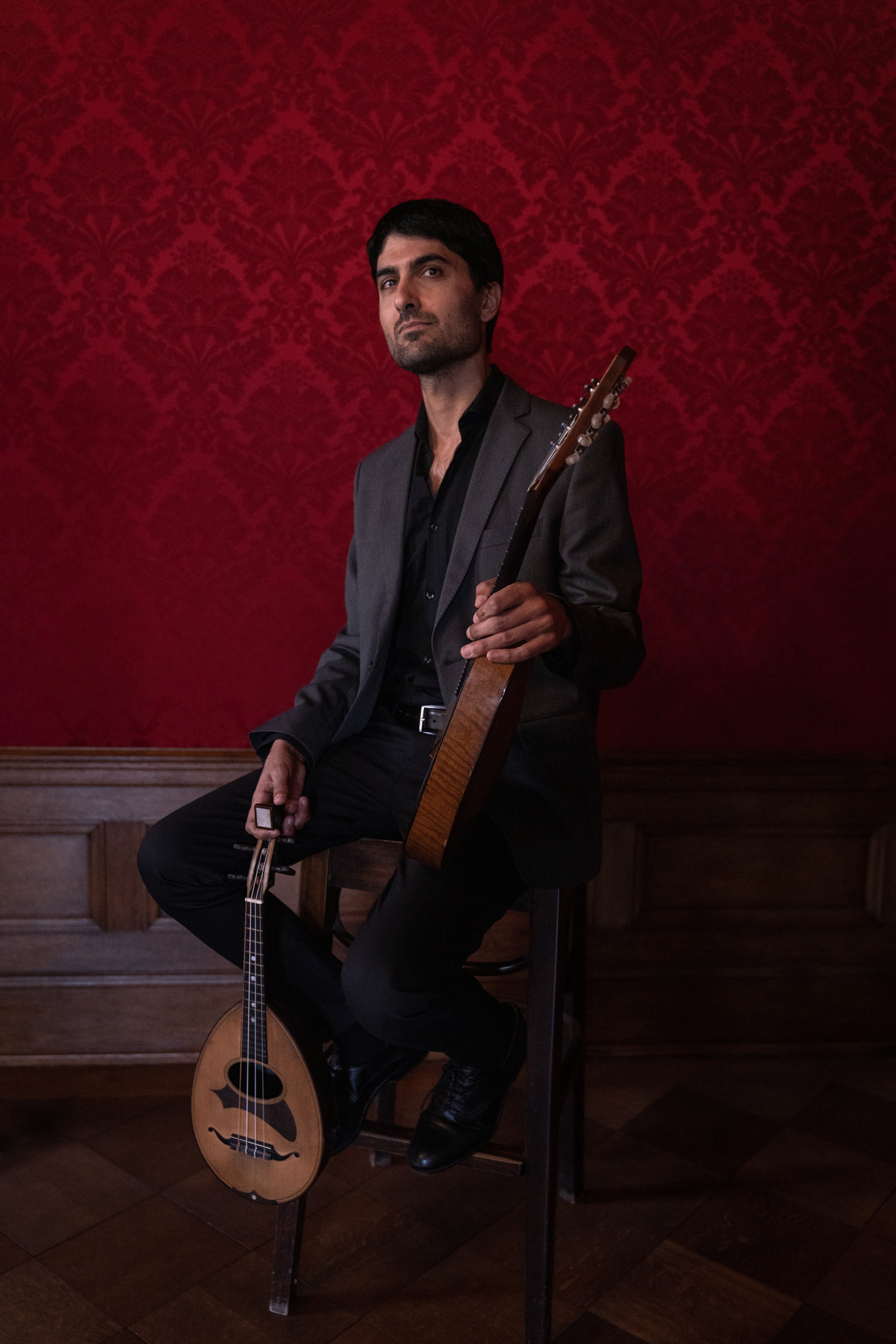 Alon Sariel, israelischer Lautenist, Mandolinist und Gitarrist.