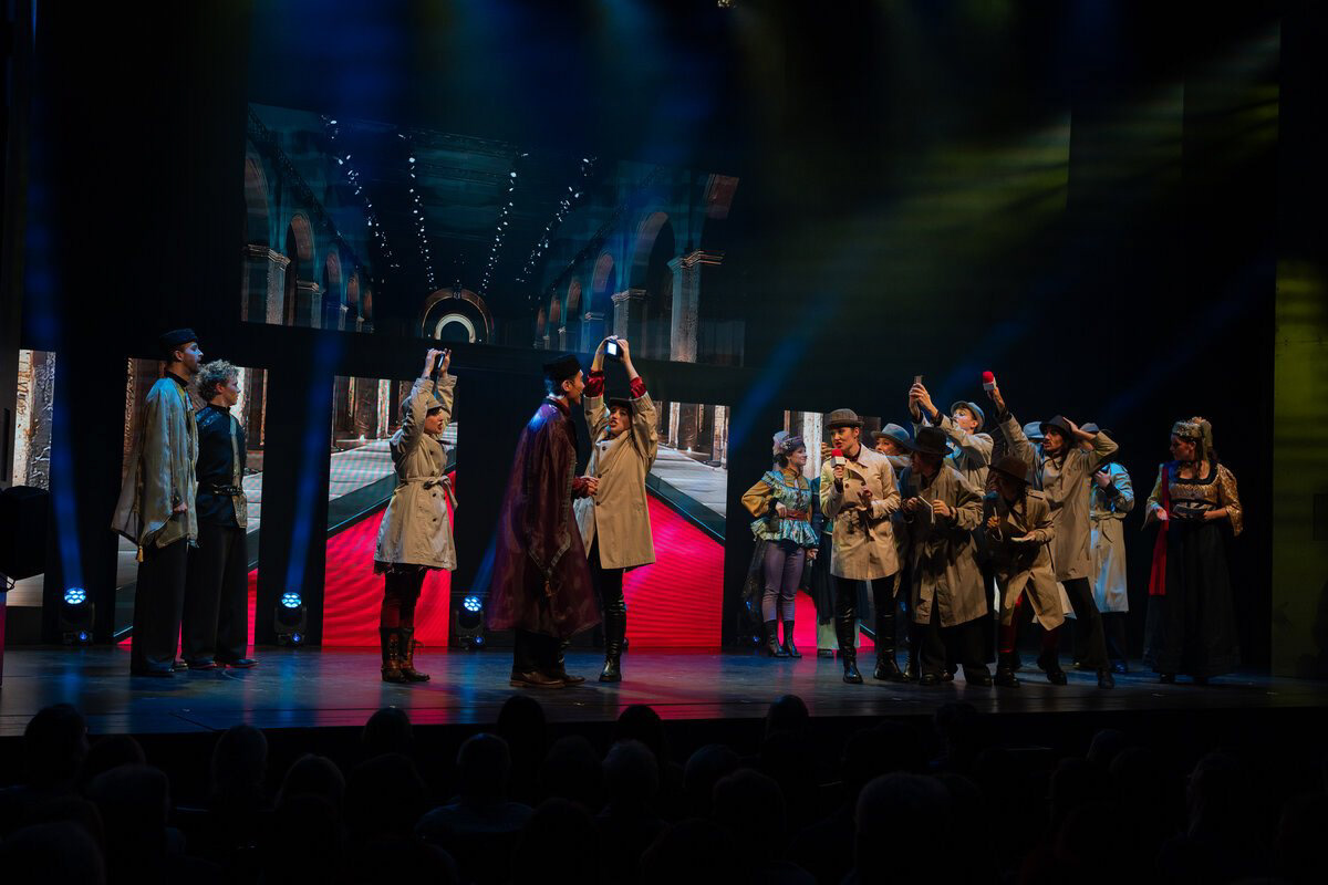 Samt & Seide, Operette | LED Visuals Design