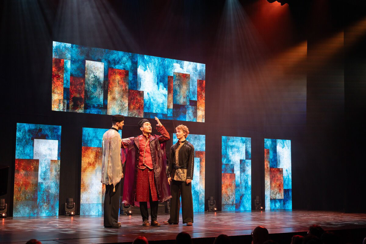 Samt & Seide, Operette | LED Visuals Design