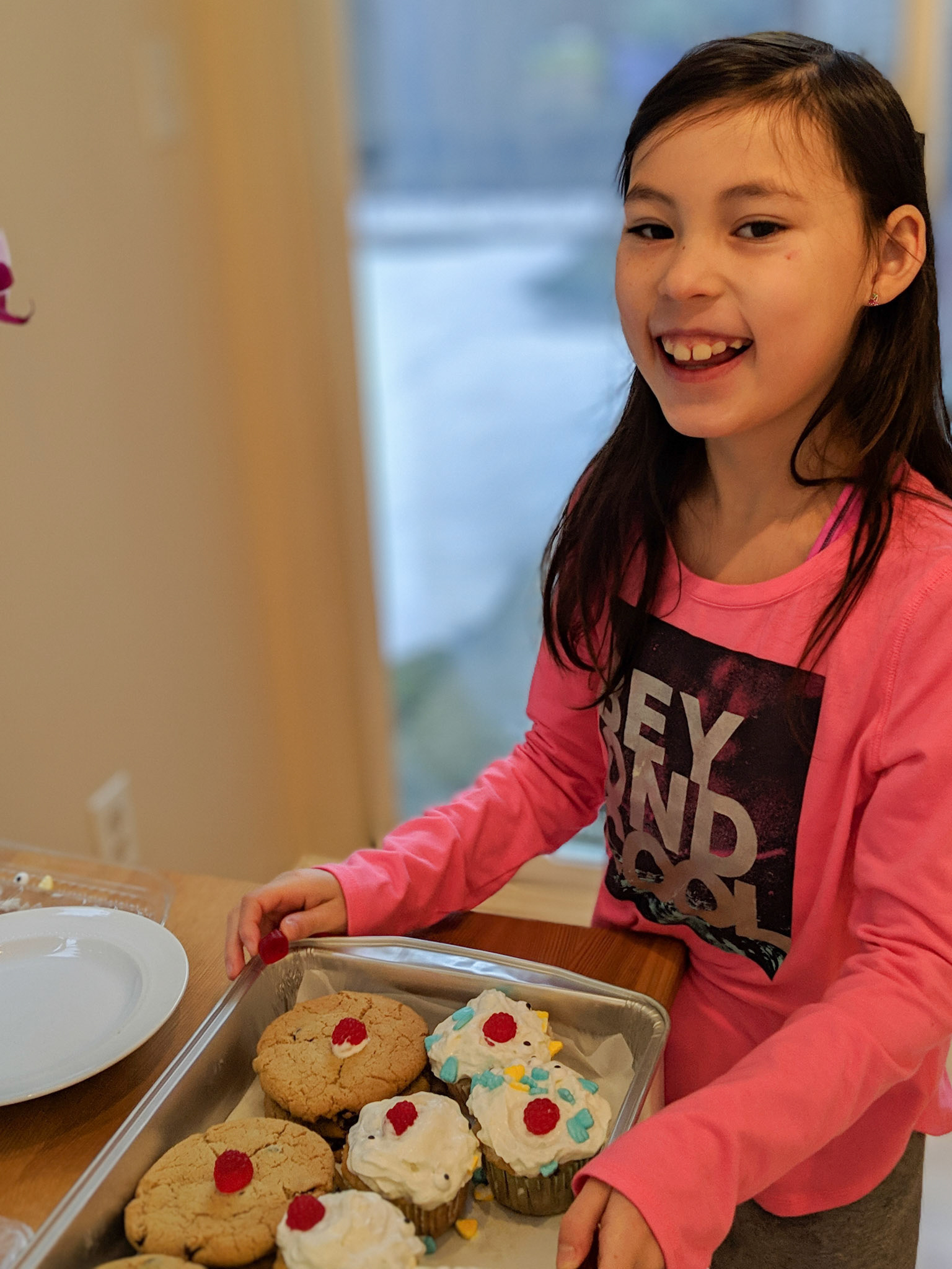 Bake sale at School, mommy baked and Josephine decorated.