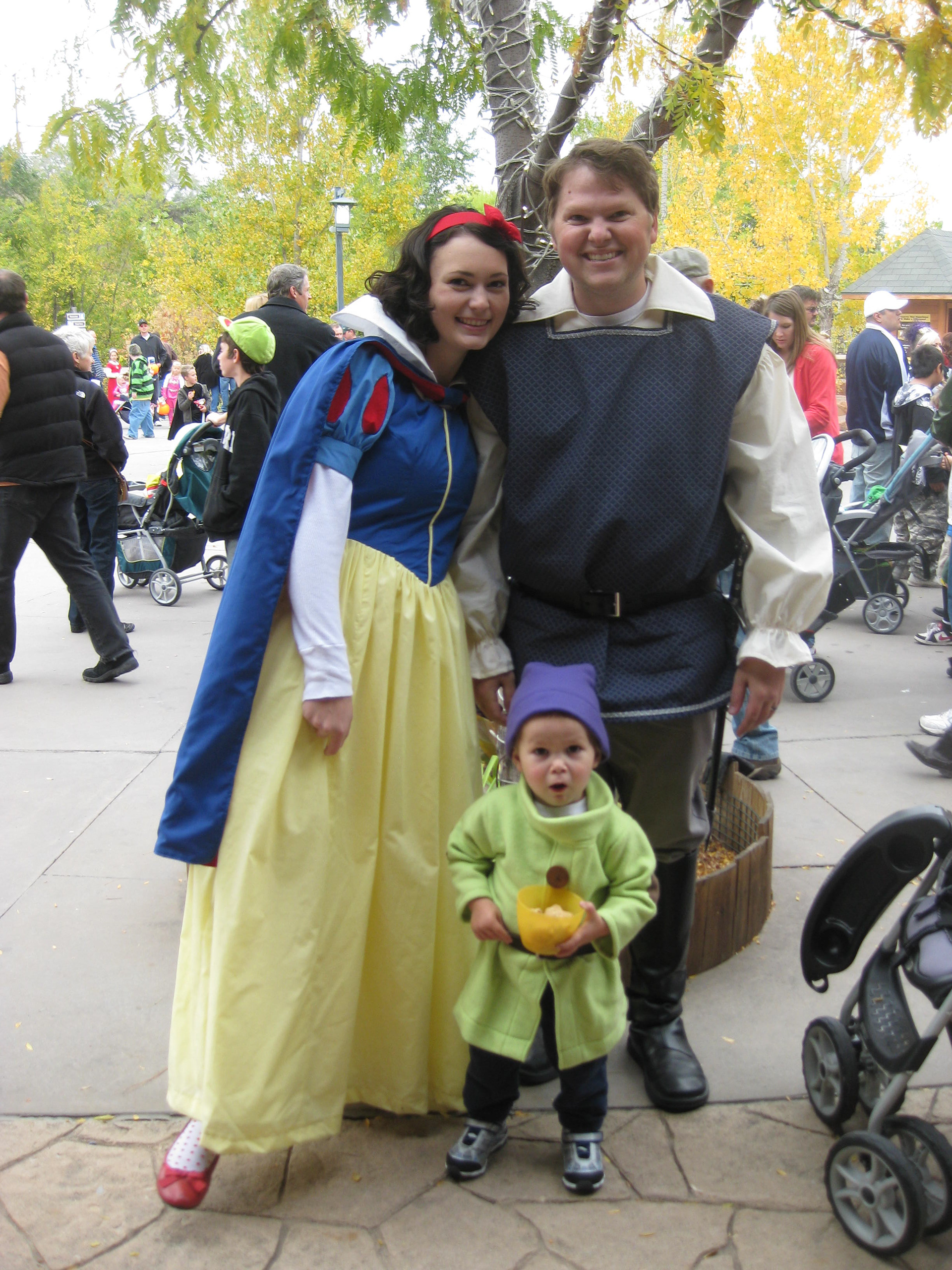 Snow White, Prince, Dopey
