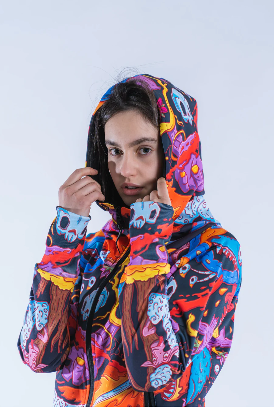 Be cozy and wild with W's Aždaha Zip Hoodie! Get 100% polyester comfort plus cotton accents on the pockets, hood, and inner zip. This stylish hoodie features two zippered pockets on the stomach and a ski pass pocket on the sleeve. Don't forget the thumbholes on the cuffs!