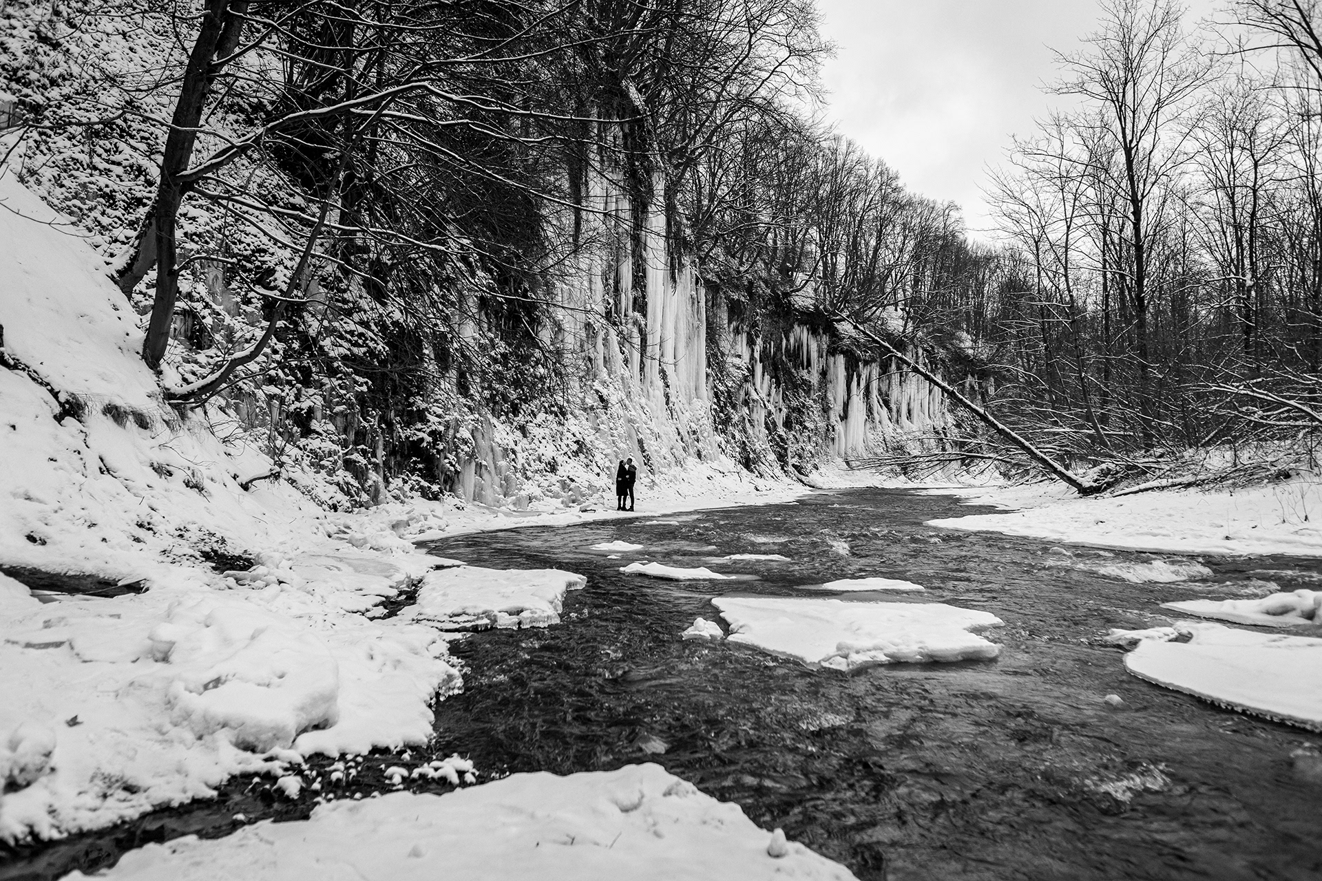 Sesja Narzeczeńska w plenerze fotografia ślubna Rzeszów