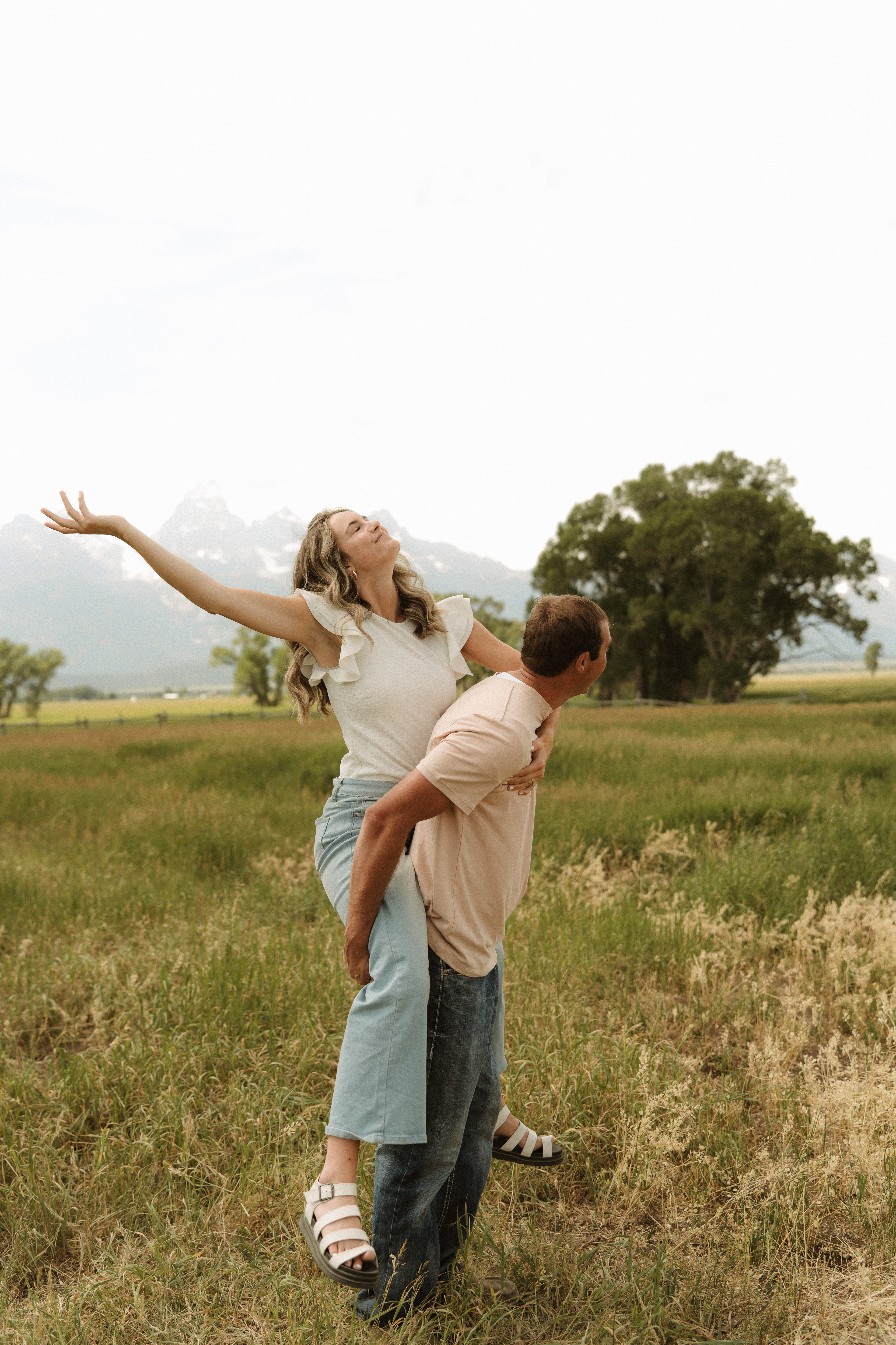 engagement photographer jackson hole wy