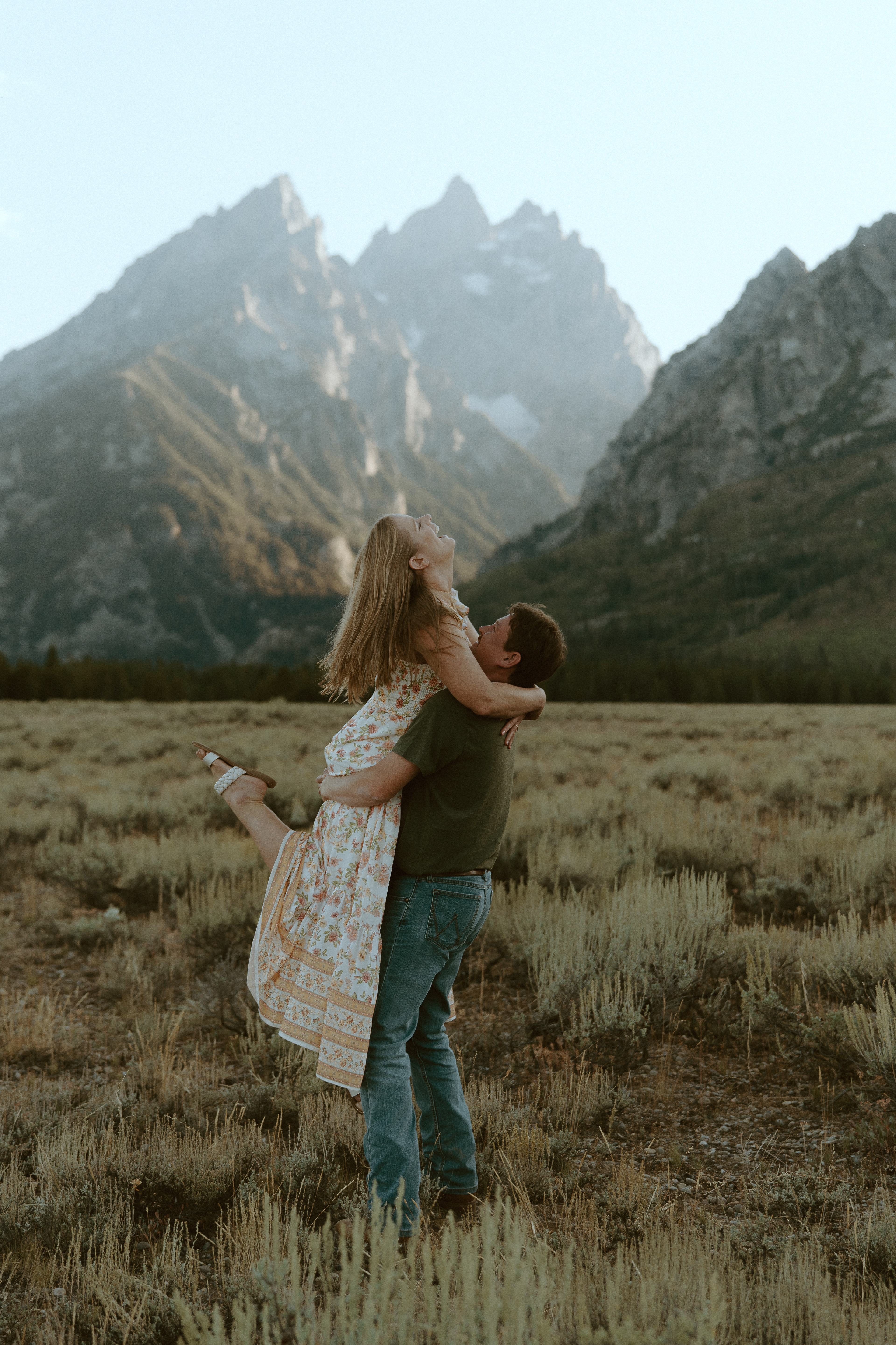 engagement photographer jackson hole wy